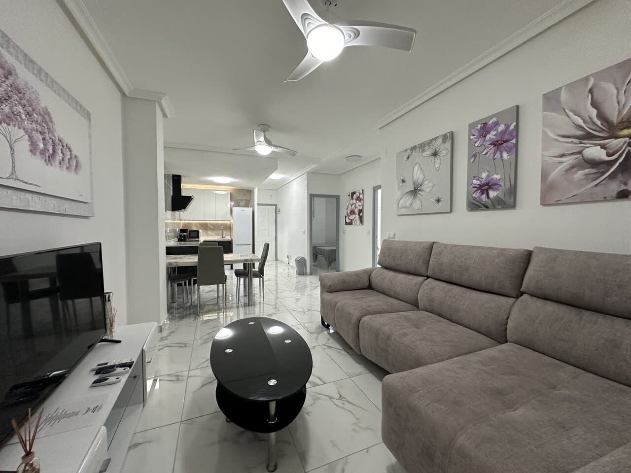 2-Bedroom Apartment in Centro, Torrevieja - 13