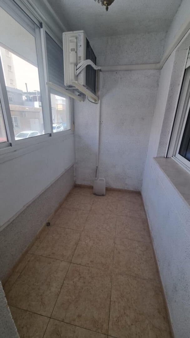 1-Bedroom Apartment in Torrevieja - 10