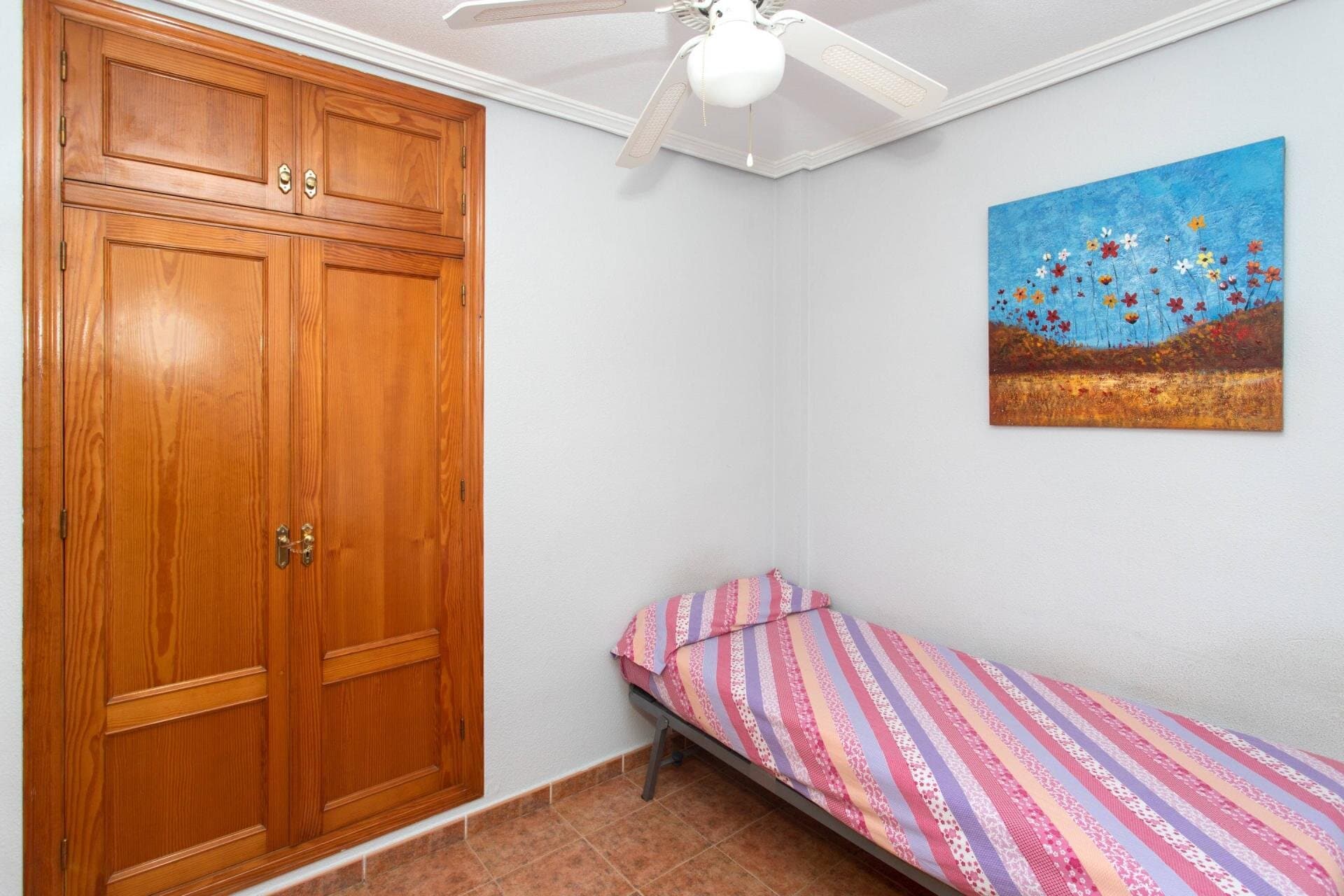 Bungalow de 2 Dormitorios en Rocio del Mar, Orihuela Costa - 12