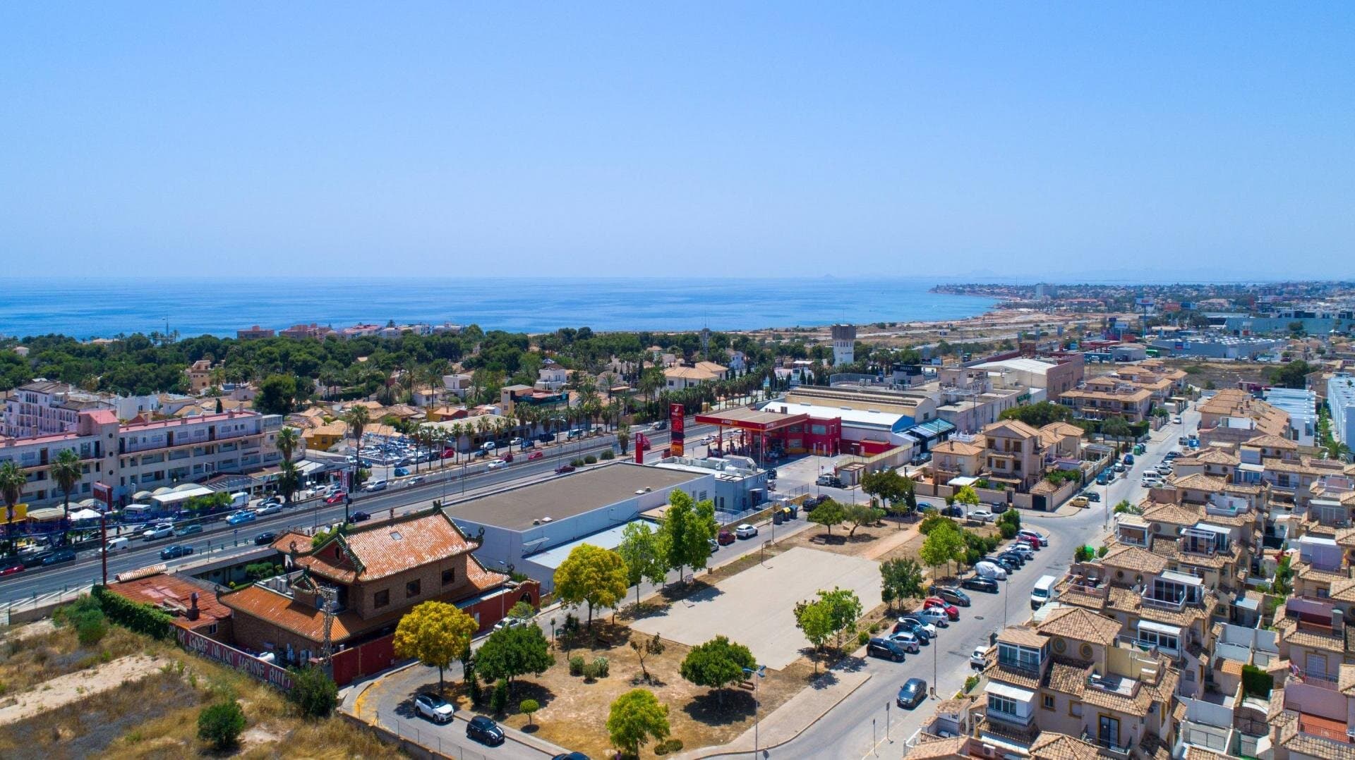 Bungalow de 2 Dormitorios en Rocio del Mar, Orihuela Costa - 14