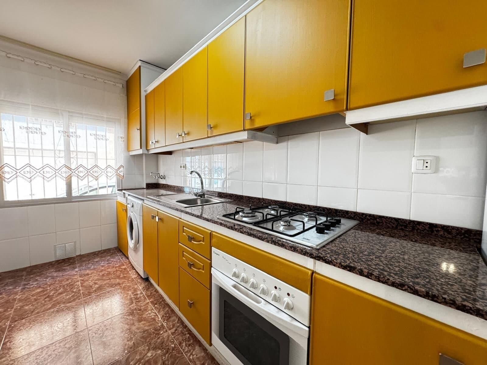 2-Bedroom Apartment in La Puntica, Lo Pagan - 28