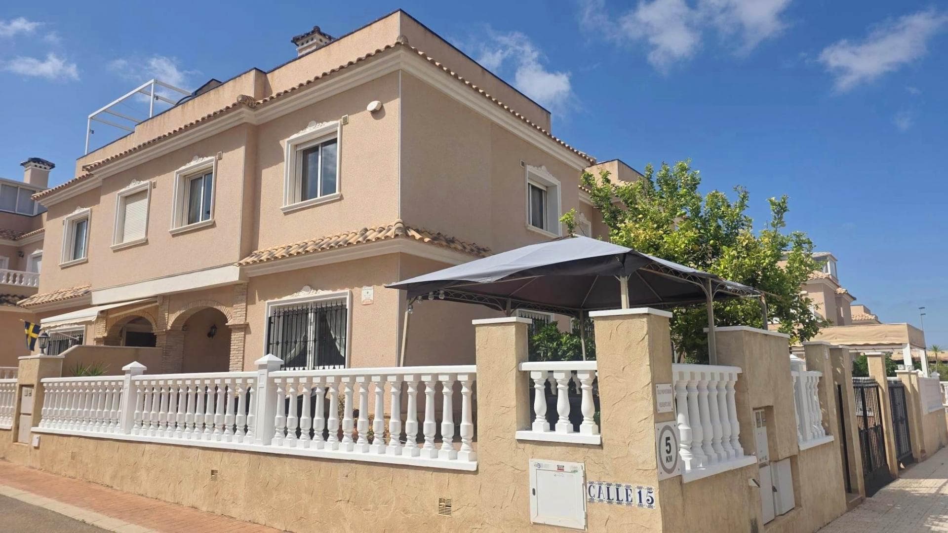 Villa de 3 Dormitorios en Los Dolses, Orihuela Costa