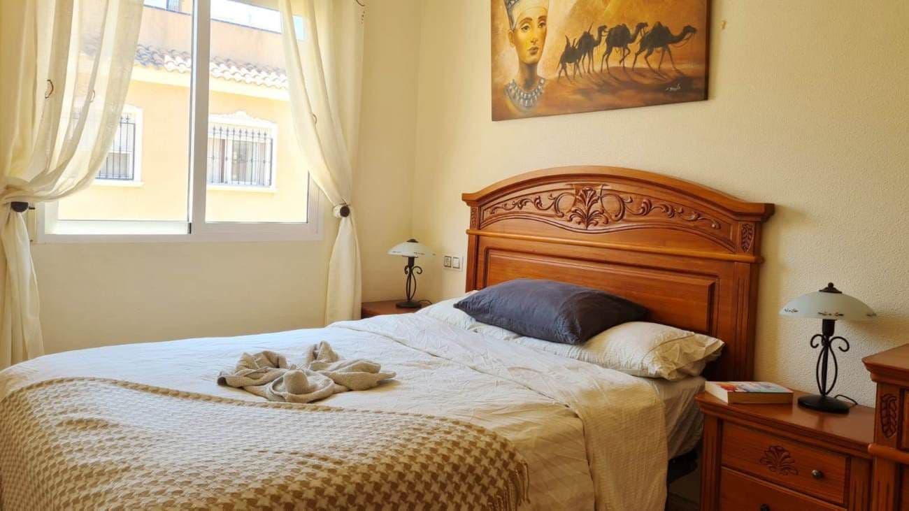 Villa de 3 Dormitorios en Los Dolses, Orihuela Costa - 16