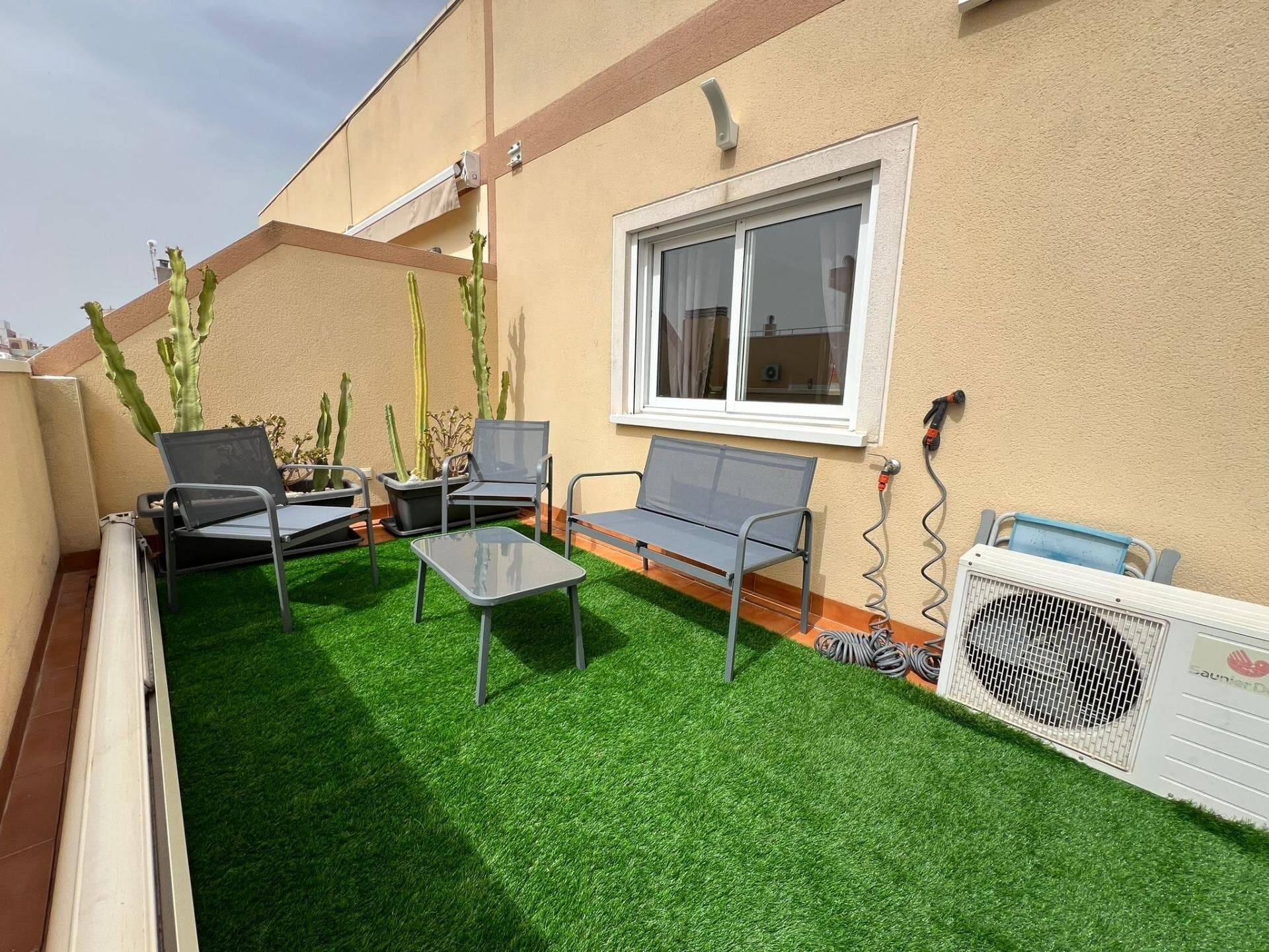 2-Bedroom Penthouse in Torrevieja - 18