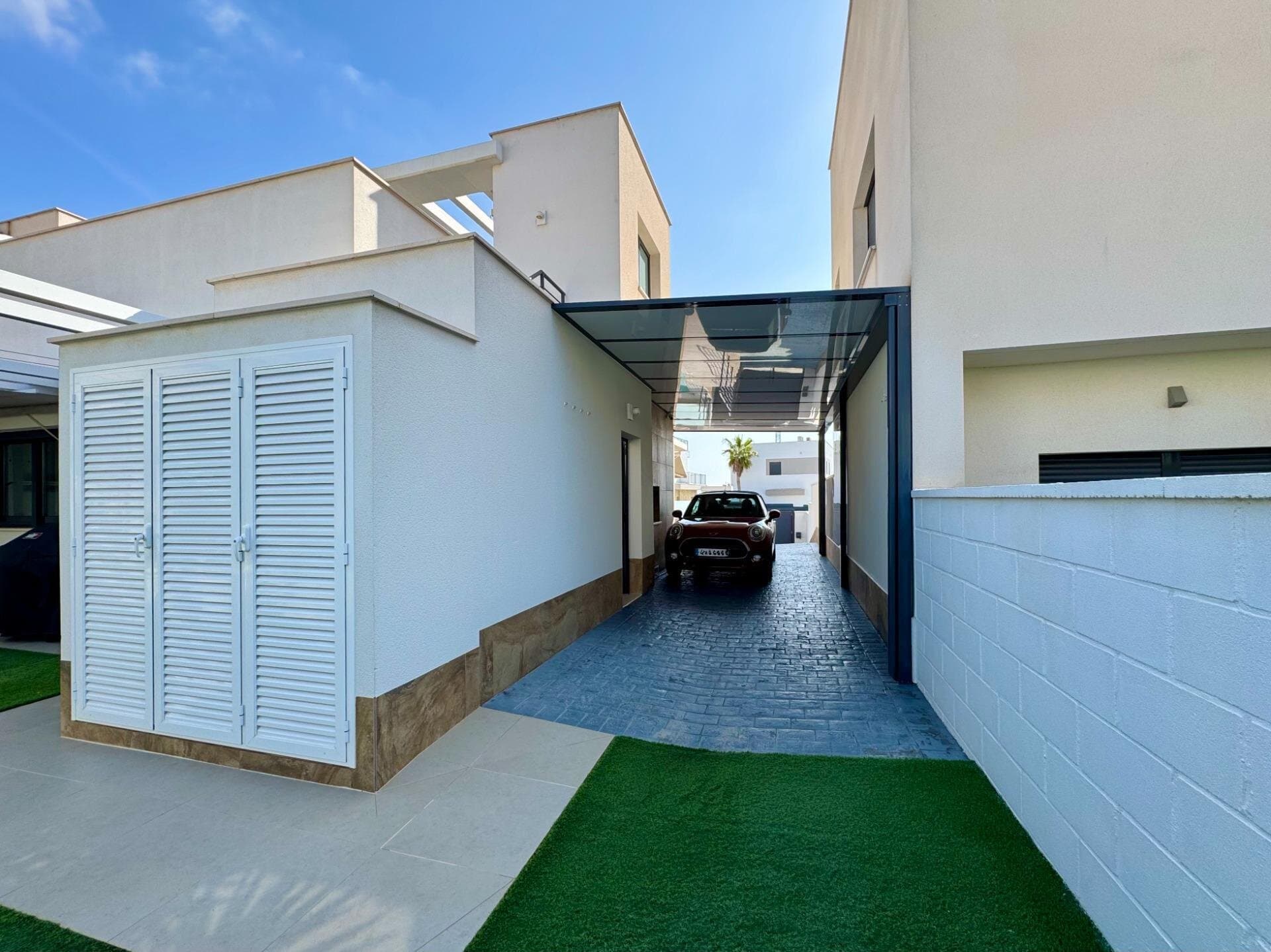 3-Bedroom Villa in Bellavista, San Miguel de Salinas - 35