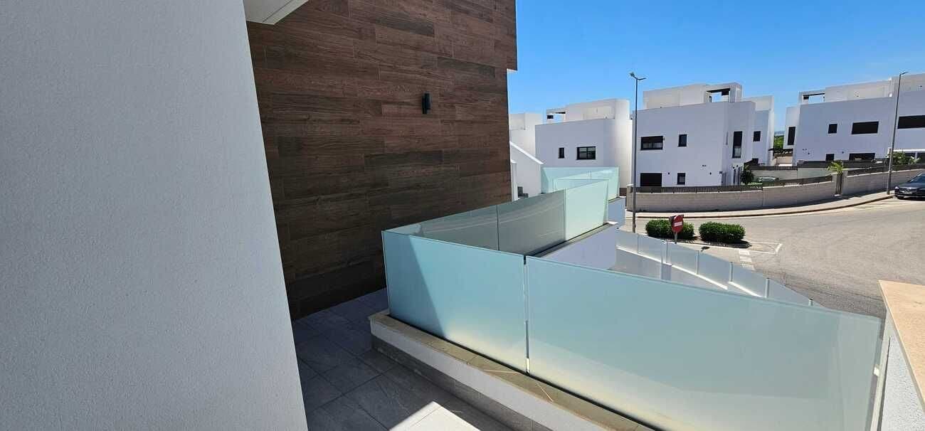 3-Bedroom Villa in Costa Blanca Sur, Los Montesinos - 27