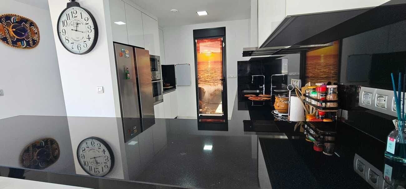 3-Bedroom Villa in Costa Blanca Sur, Los Montesinos - 8