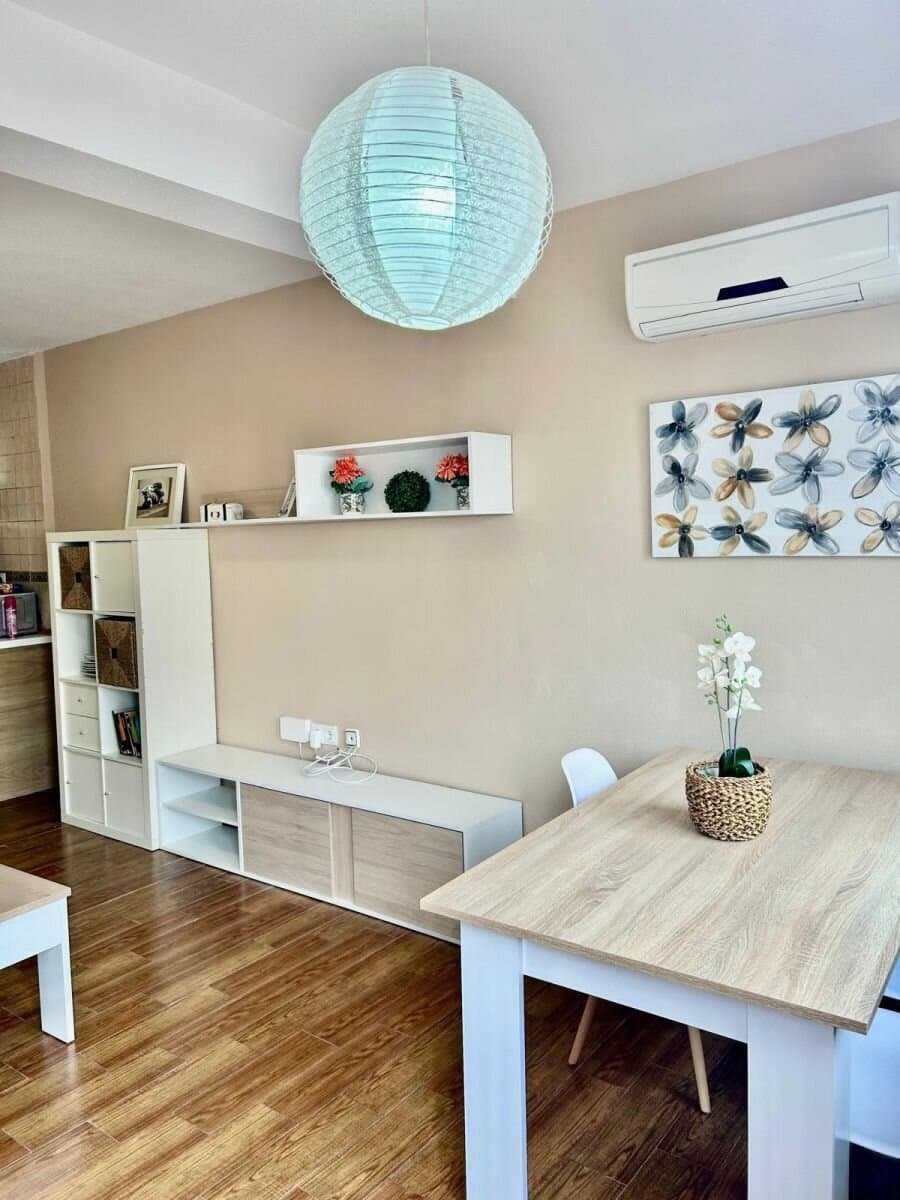 2-Bedroom Apartment in Sector 25, Torrevieja - 4