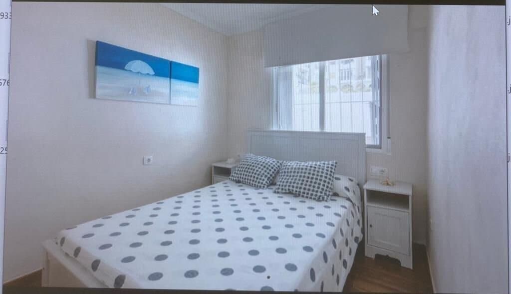 2-Bedroom Apartment in Sector 25, Torrevieja - 8