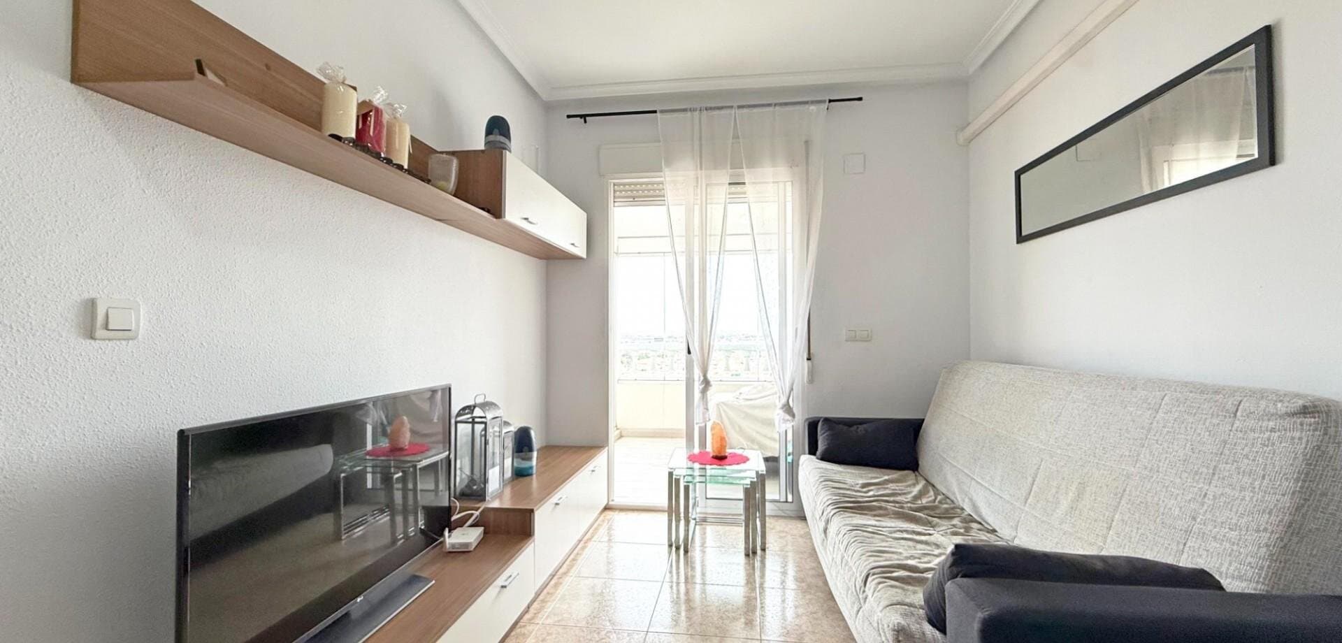 2-Bedroom Apartment in Centro, Torrevieja - 10