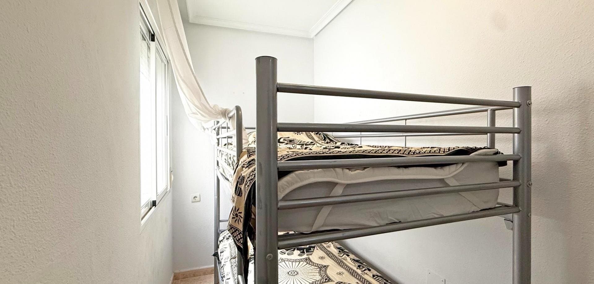 2-Bedroom Apartment in Centro, Torrevieja - 13
