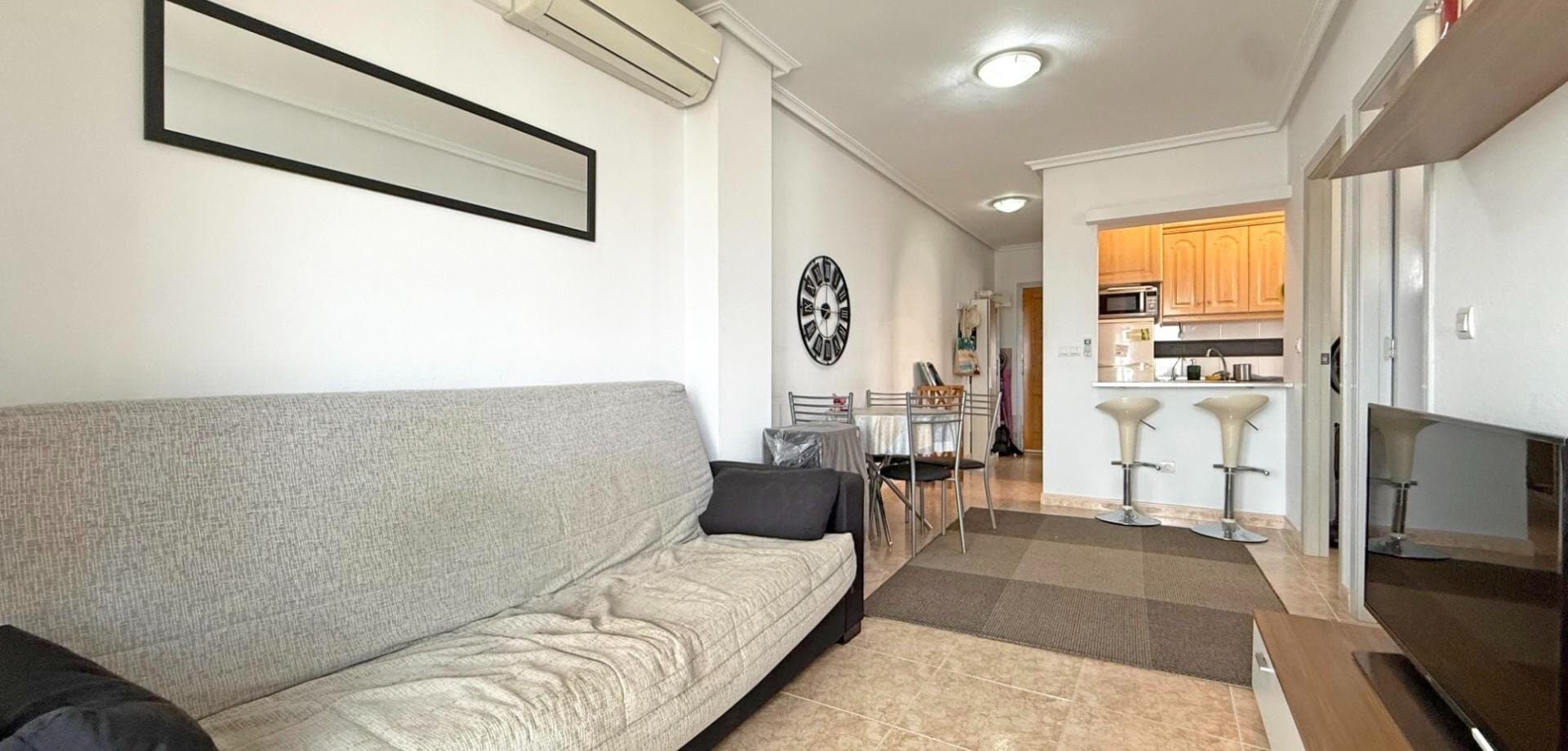2-Bedroom Apartment in Centro, Torrevieja - 14