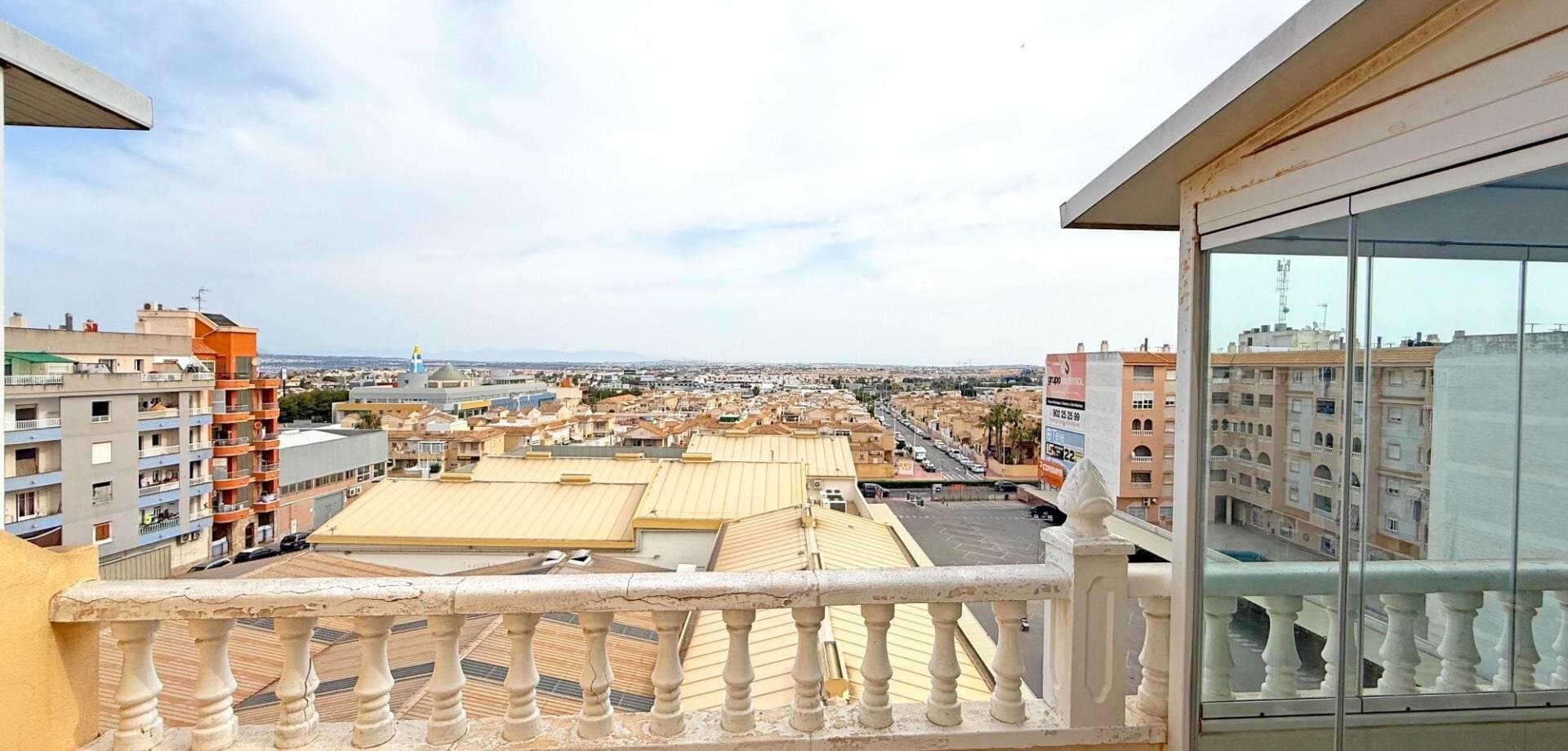 2-Bedroom Apartment in Centro, Torrevieja - 15