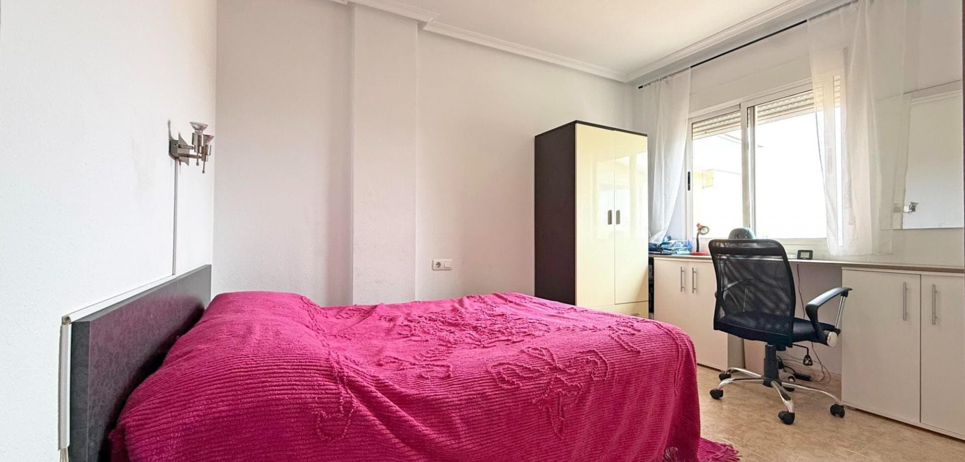 2-Bedroom Apartment in Centro, Torrevieja - 4