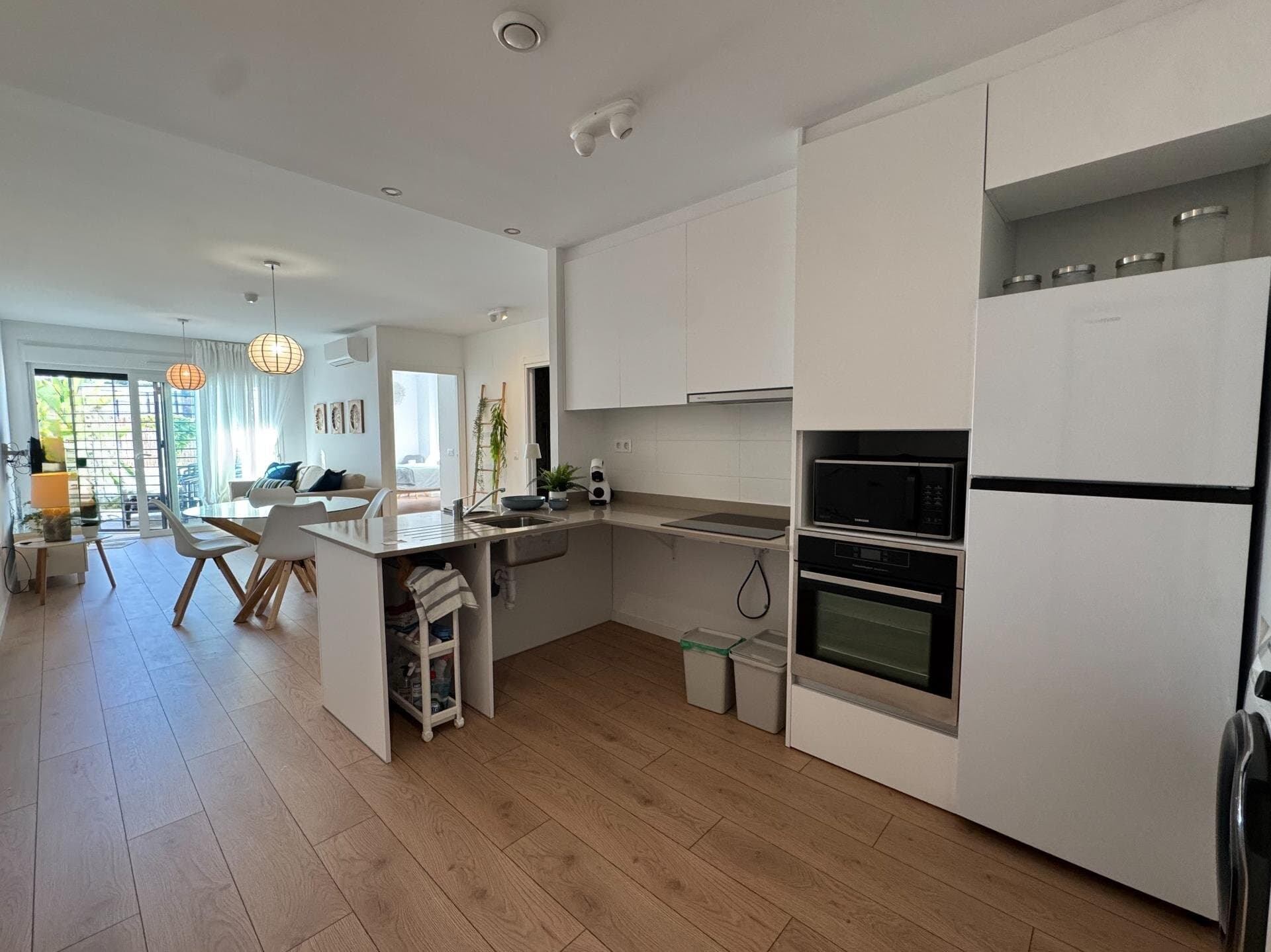 2-Bedroom Apartment in Riomar, Pilar de la Horadada - 12