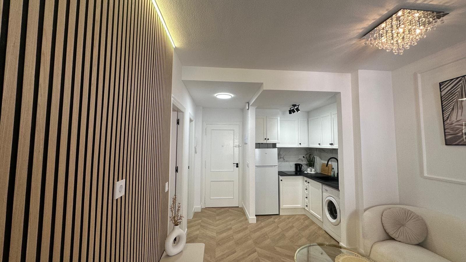 2-Bedroom Apartment in Torrevieja - 12