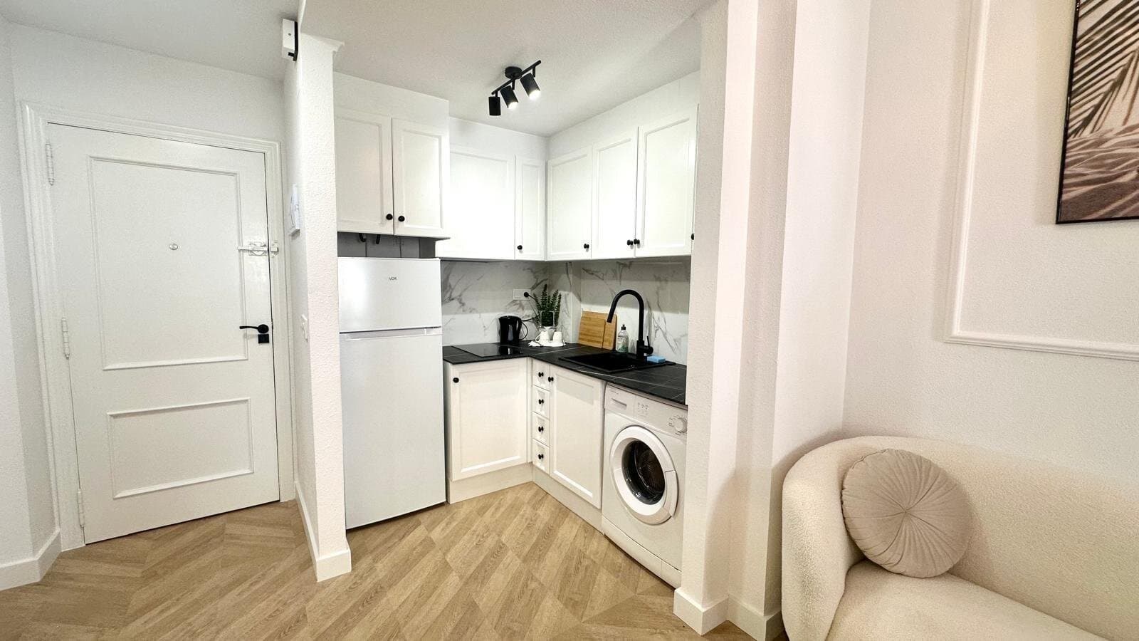 2-Bedroom Apartment in Torrevieja - 21