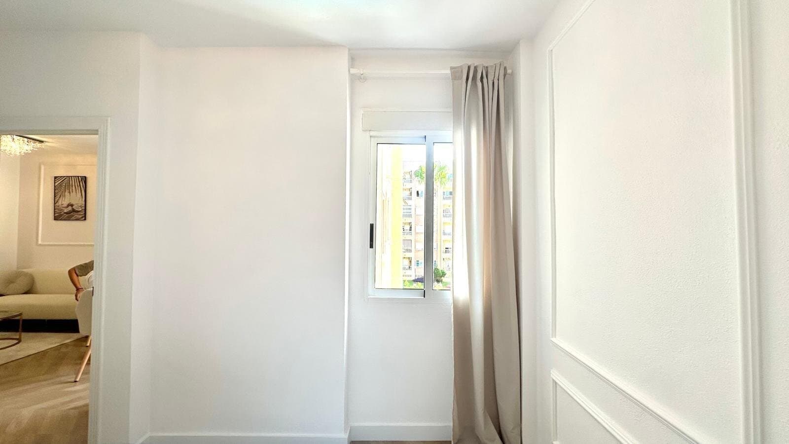 2-Bedroom Apartment in Torrevieja - 37