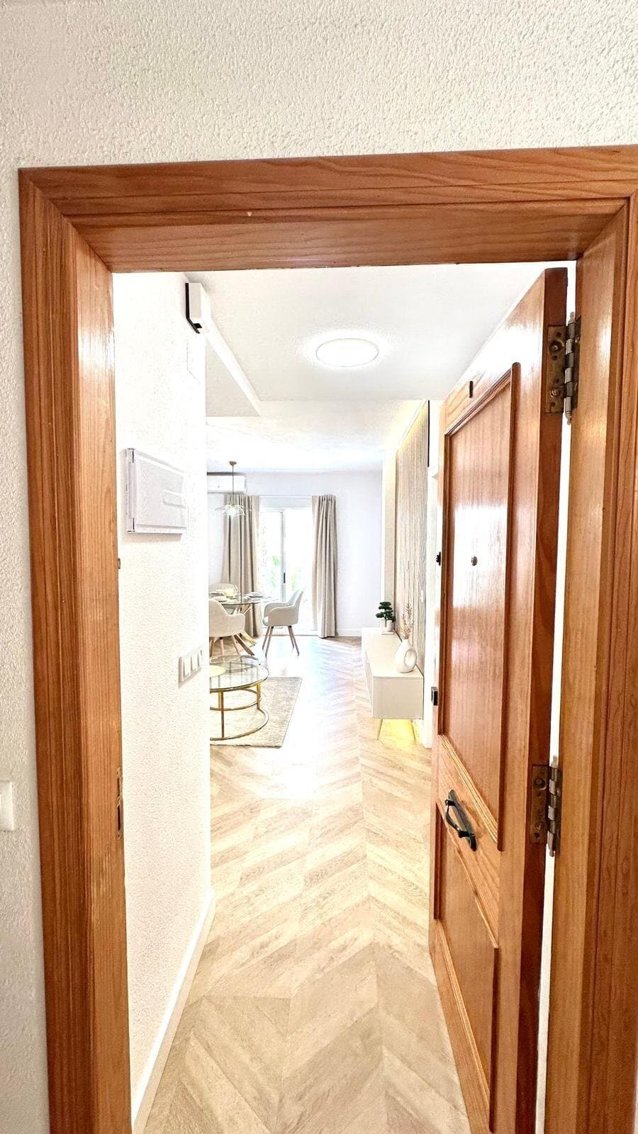 2-Bedroom Apartment in Torrevieja - 8