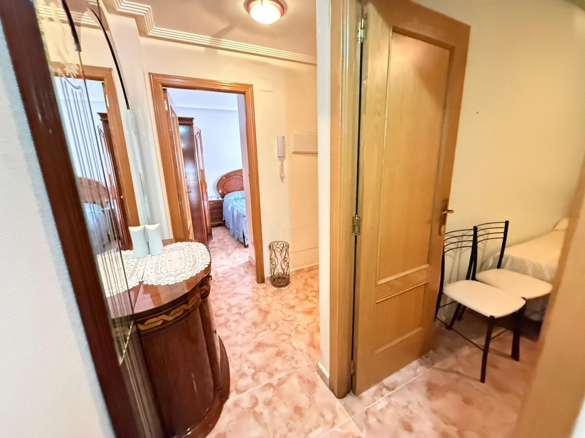 2-Bedroom Apartment in Estacion de Autobuses, Torrevieja - 11