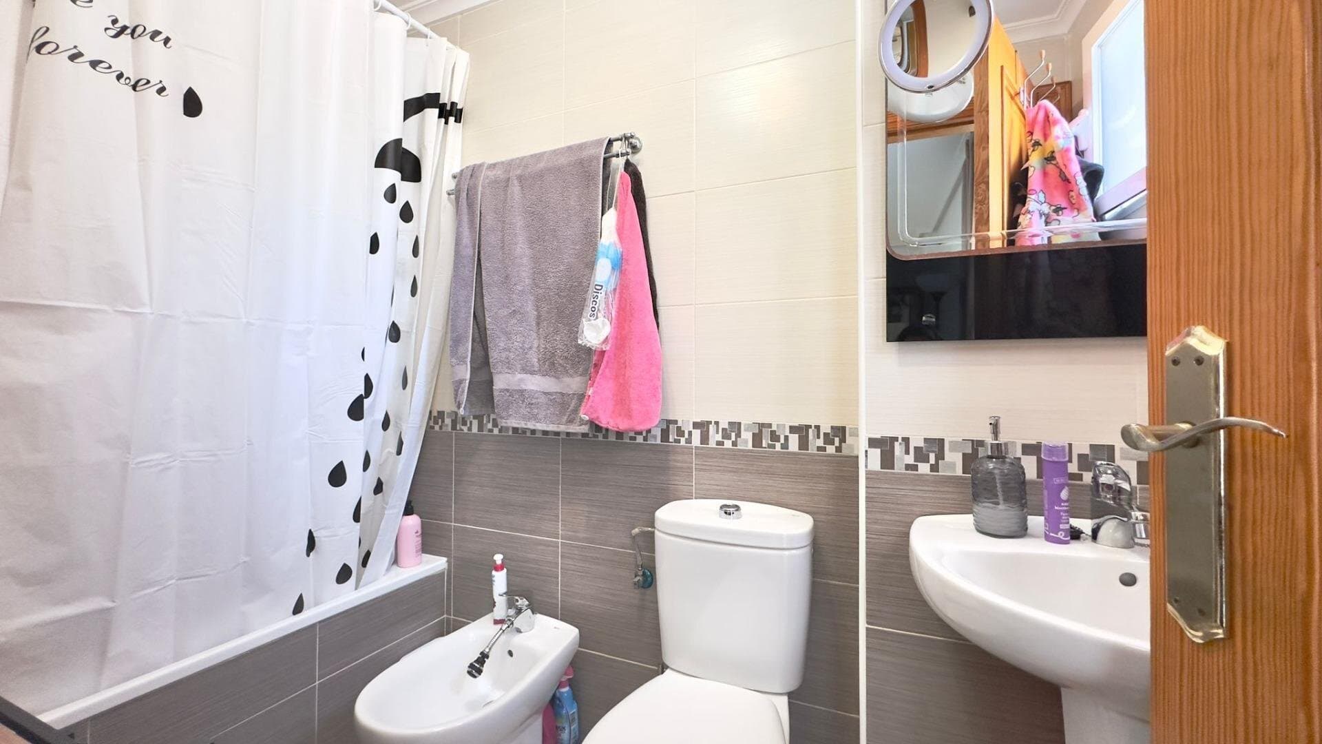 1-Bedroom Apartment in Torrevieja, Torrevieja - 11