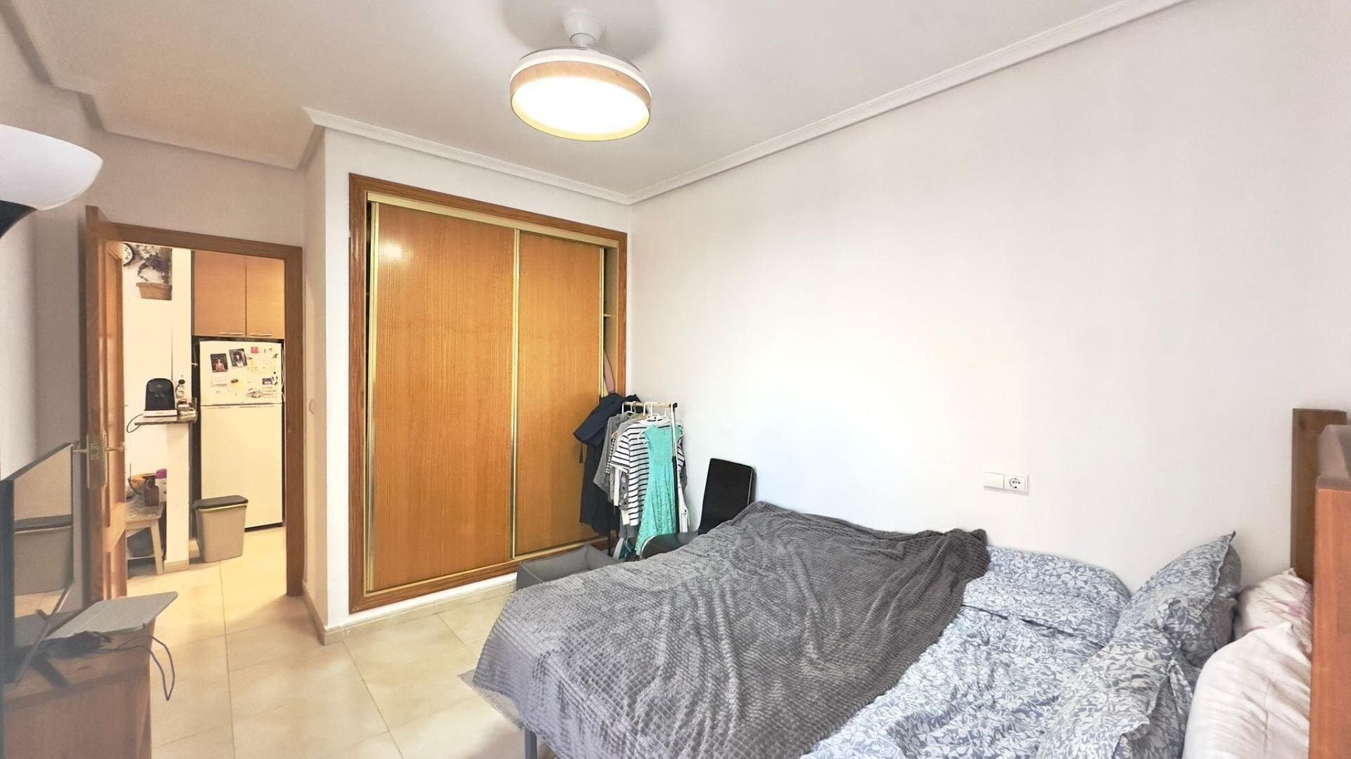 1-Bedroom Apartment in Torrevieja, Torrevieja - 9