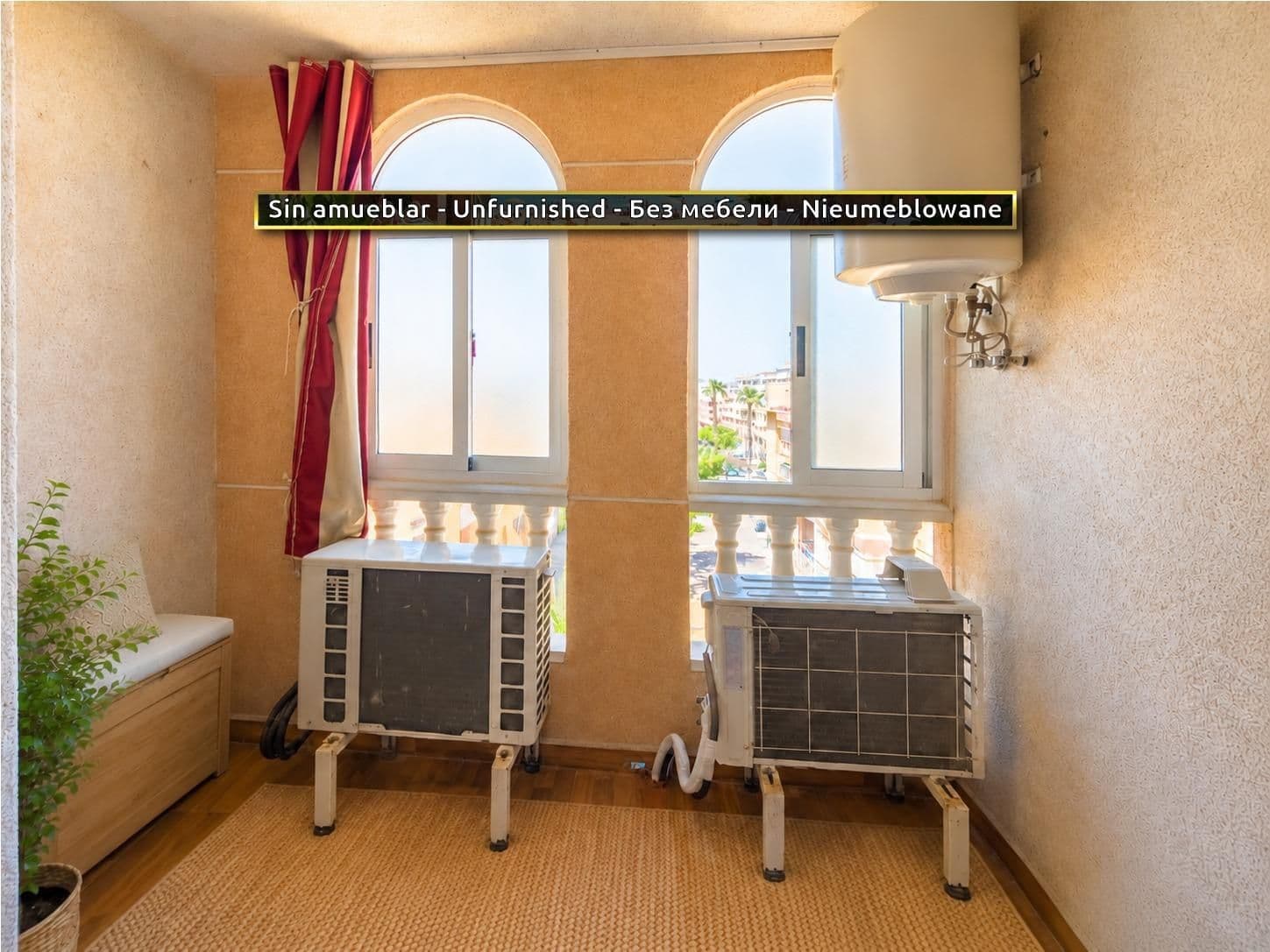 2-Bedroom Apartment in Torrevieja, Torrevieja - 12