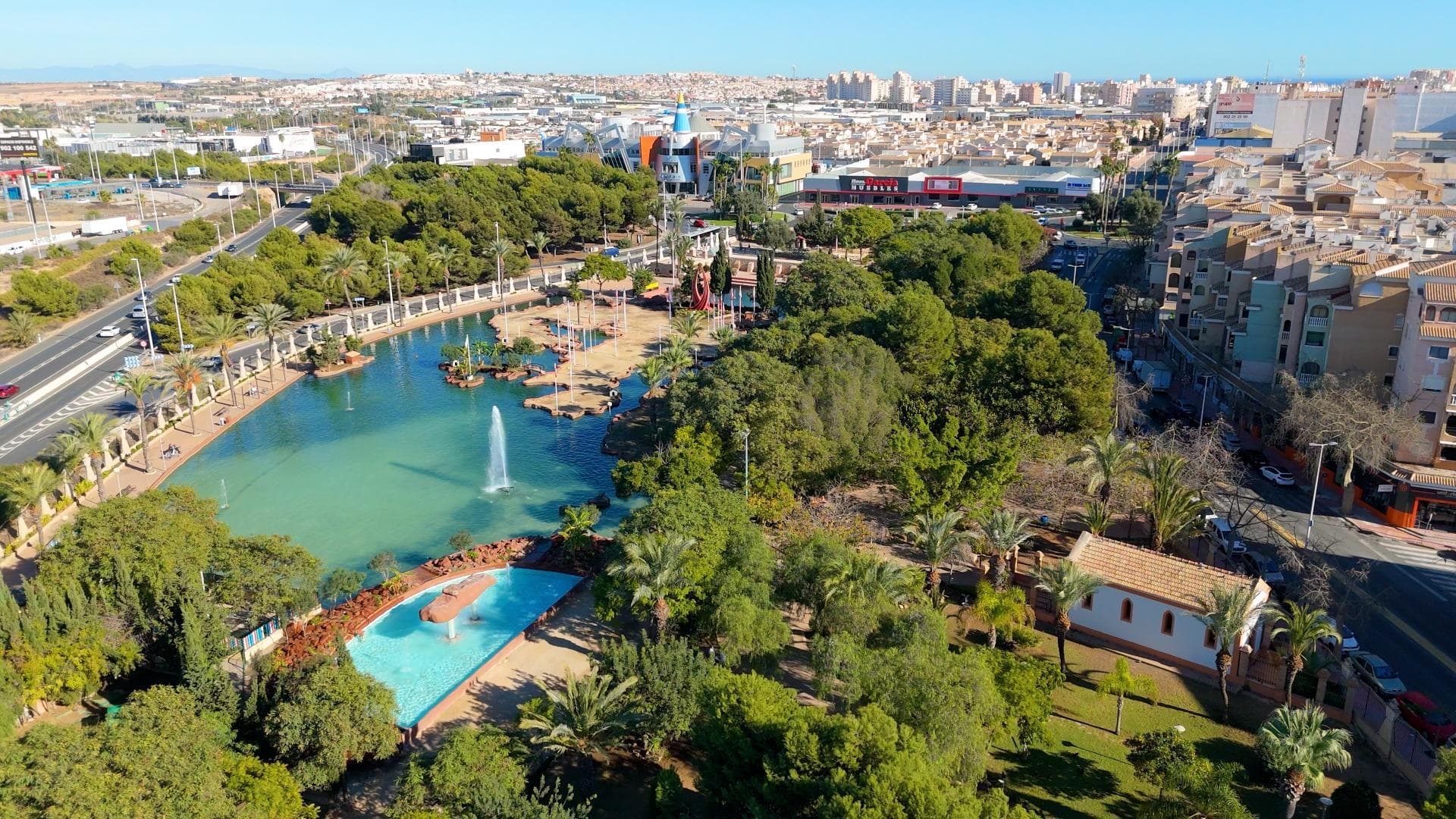 2-Bedroom Apartment in Torrevieja, Torrevieja - 14