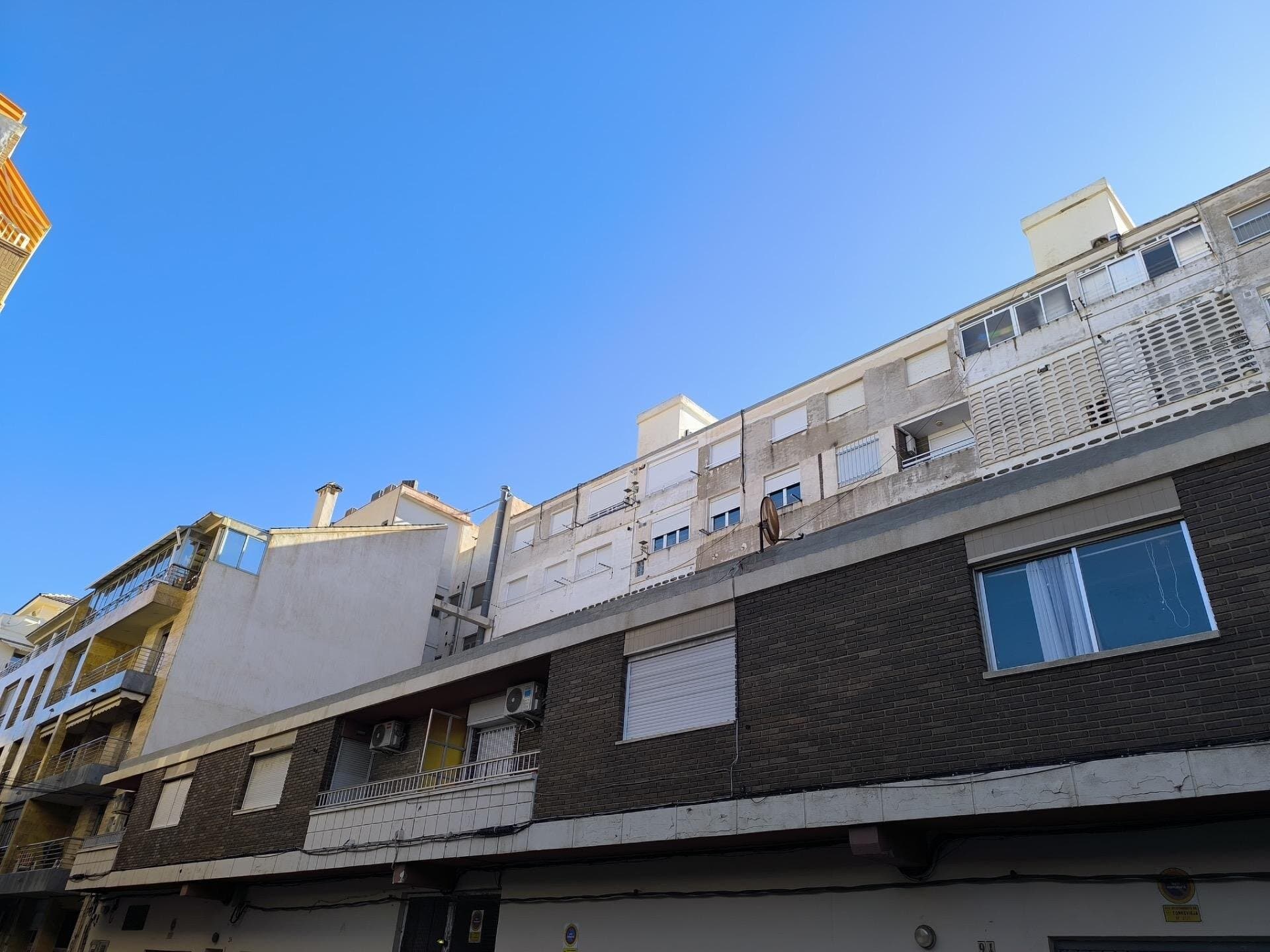 3-Bedroom Apartment in Paseo Maritimo, Torrevieja - 4