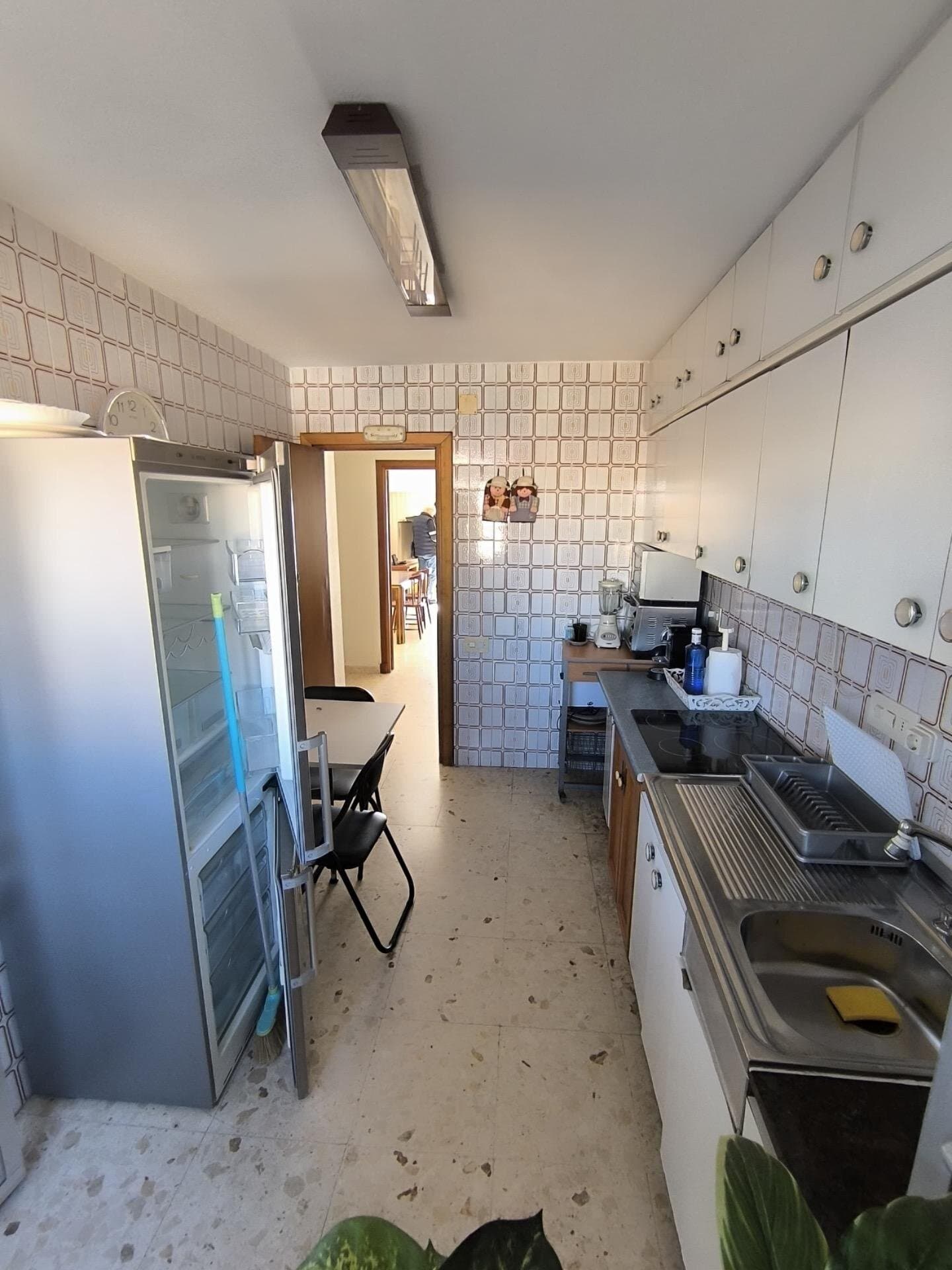 3-Bedroom Apartment in Paseo Maritimo, Torrevieja - 7