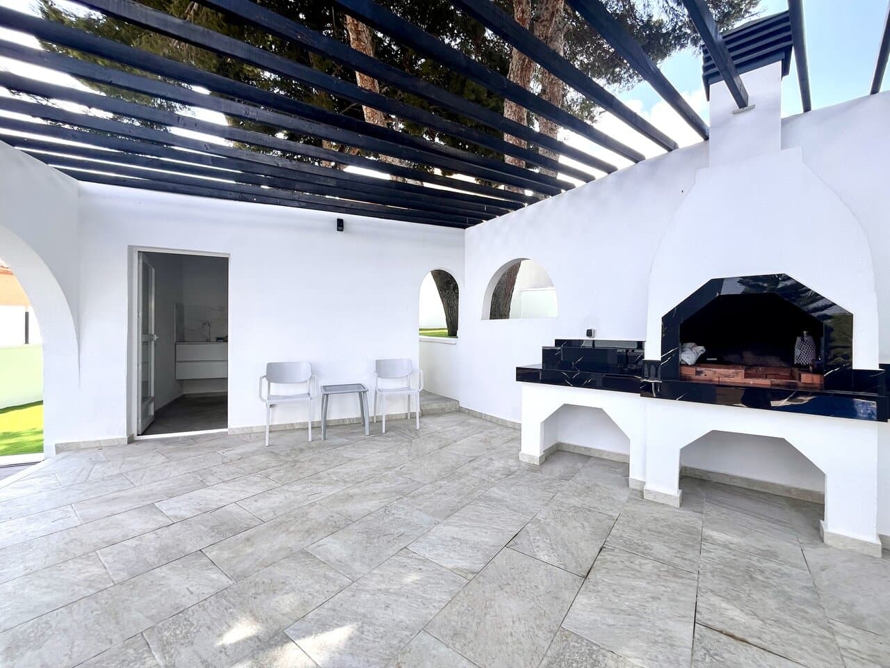 6-Bedroom Villa in La Siesta, Torrevieja - 32