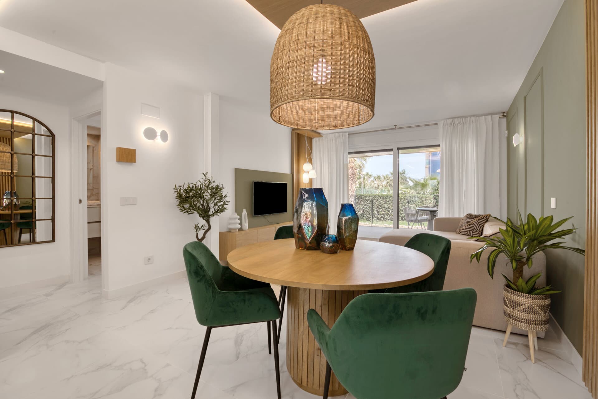 3-Bedroom Apartment in Punta Prima - 12