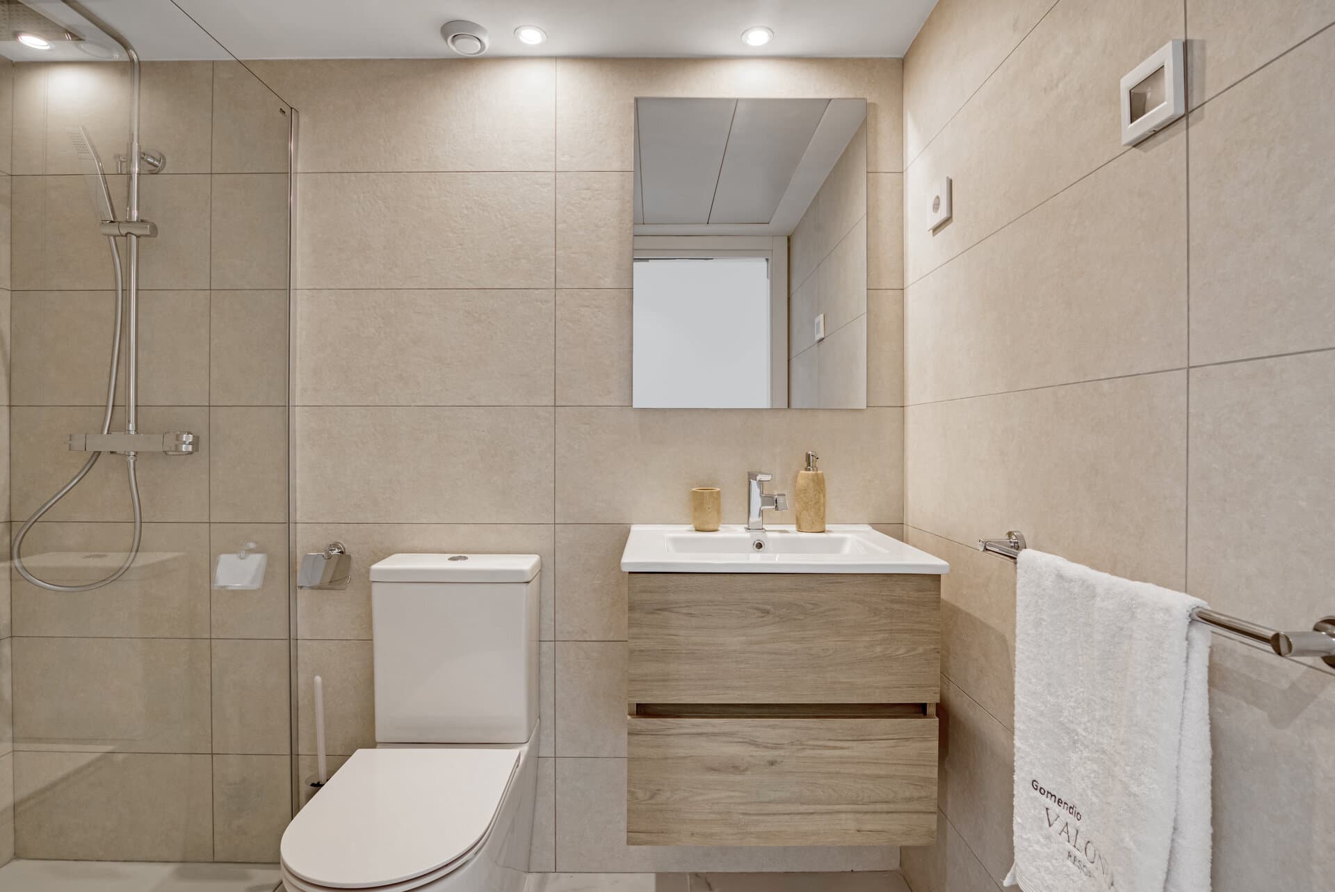 3-Bedroom Apartment in Punta Prima - 19