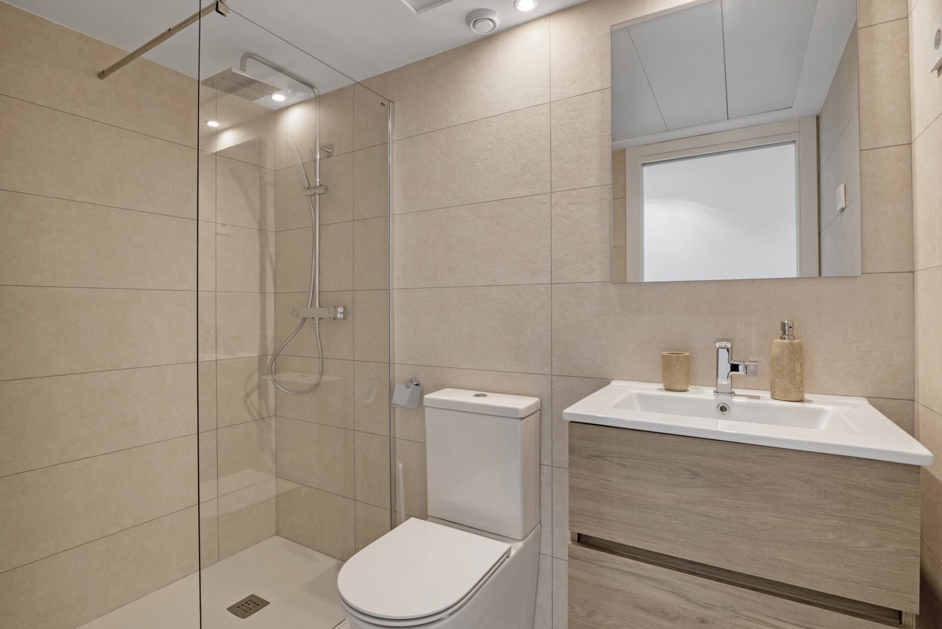 3-Bedroom Apartment in Punta Prima - 20