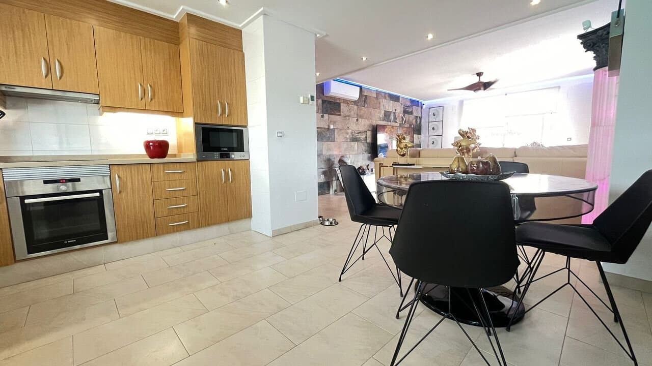 Apartamento de 3 Dormitorios en, Orihuela Costa - 2