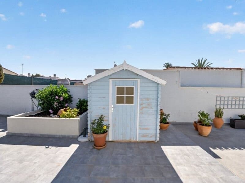 Villa de 3 Dormitorios en Nueva Torrevieja, Torrevieja - 25