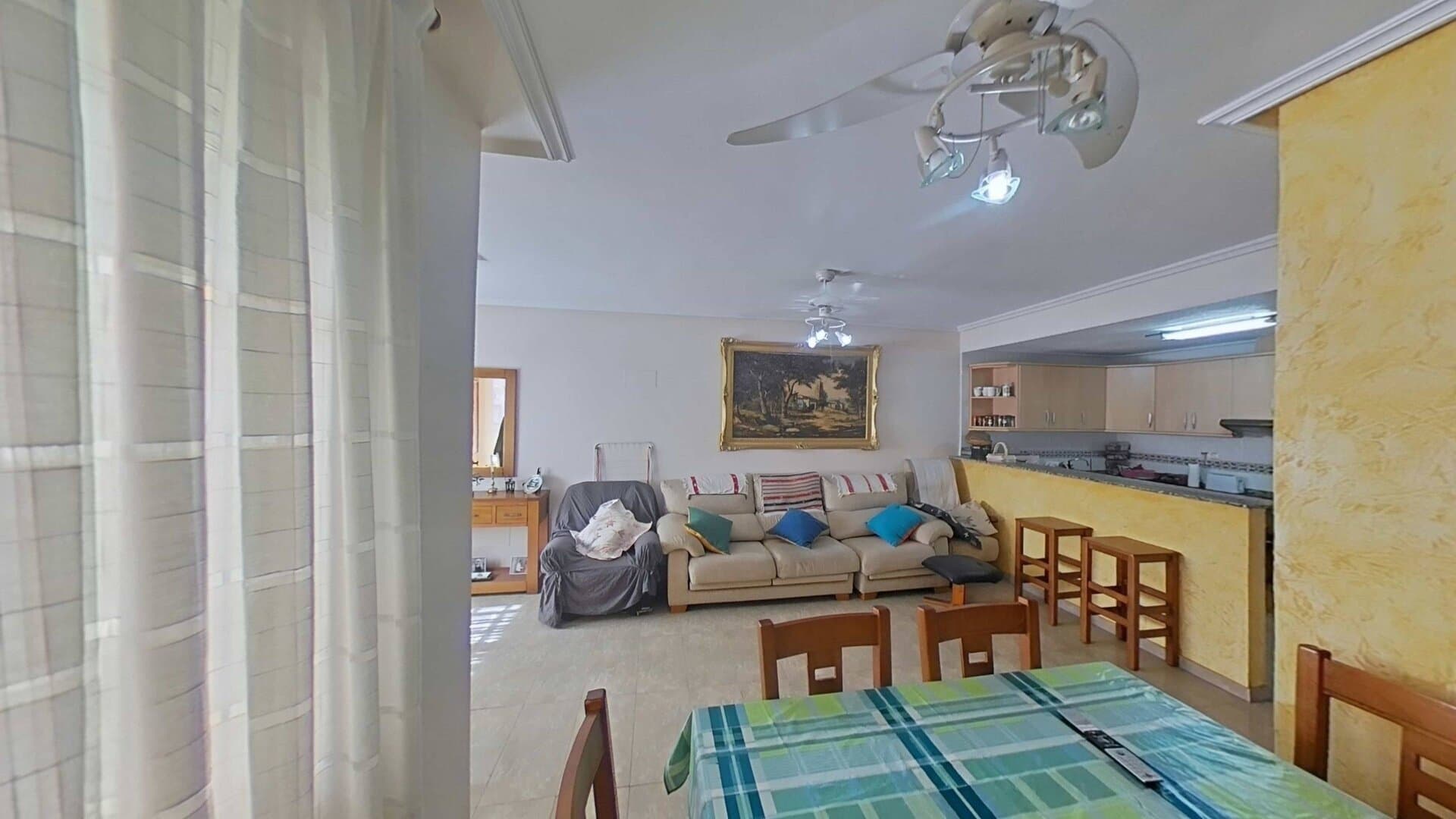 4-Bedroom Apartment in Estacion de Autobuses, Torrevieja - 28