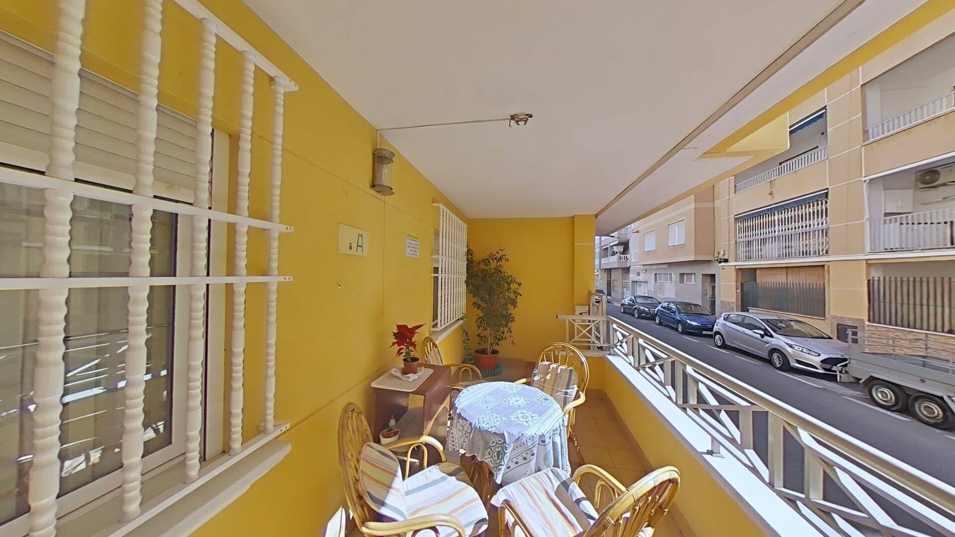 4-Bedroom Apartment in Estacion de Autobuses, Torrevieja - 31