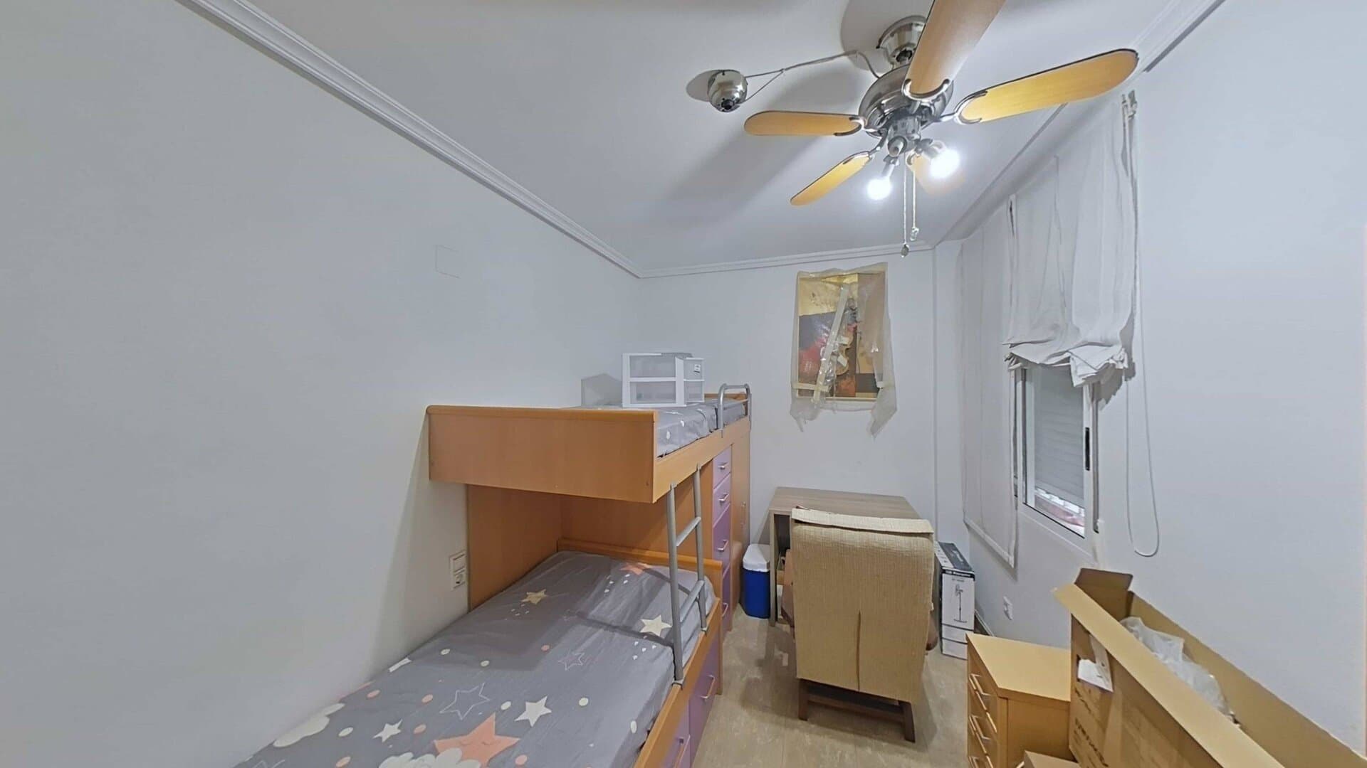 4-Bedroom Apartment in Estacion de Autobuses, Torrevieja - 33