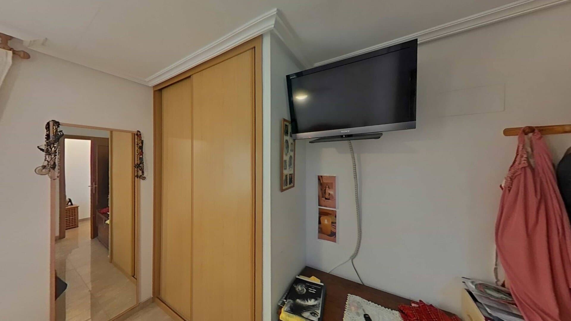 4-Bedroom Apartment in Estacion de Autobuses, Torrevieja - 35