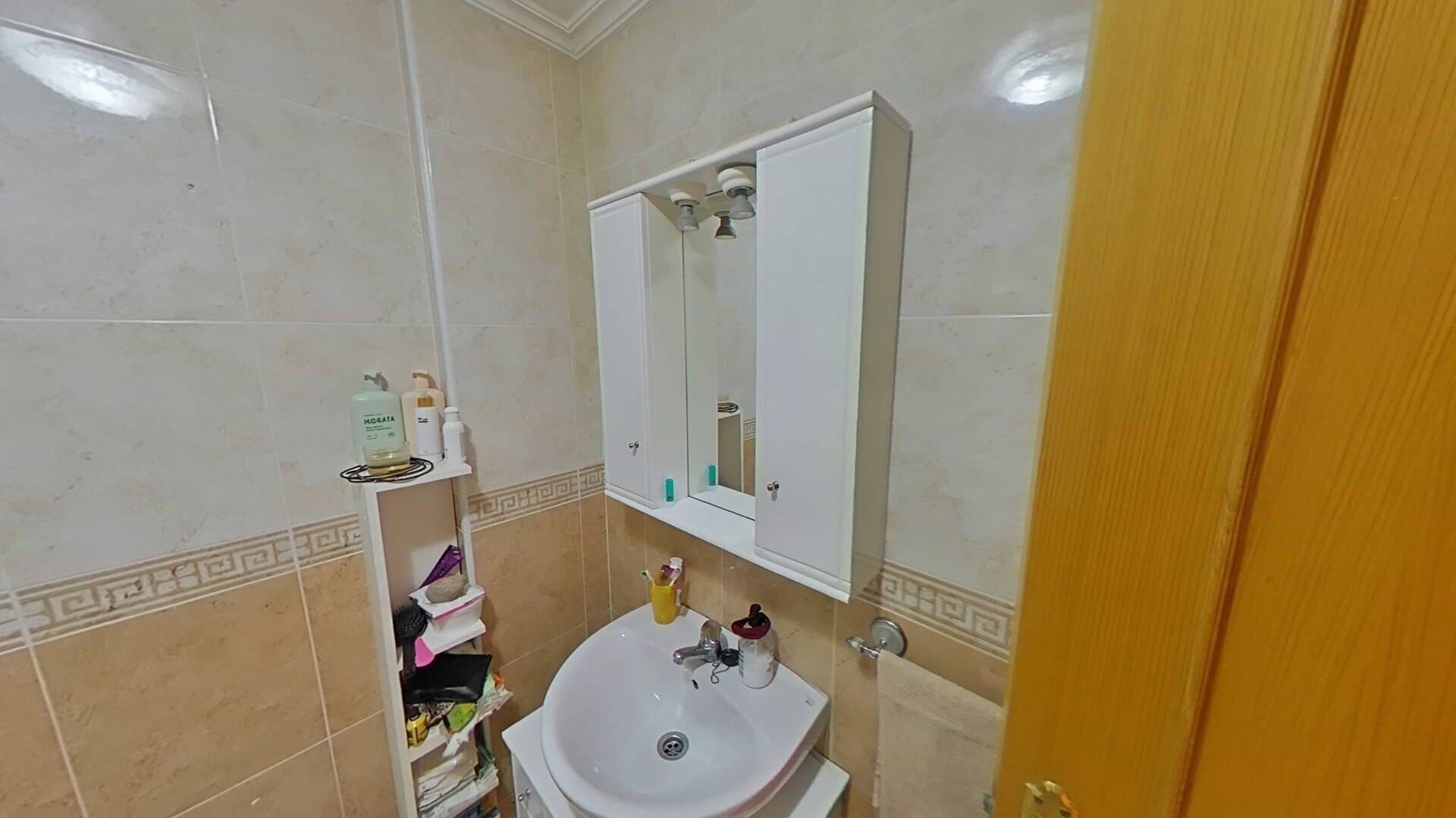 4-Bedroom Apartment in Estacion de Autobuses, Torrevieja - 38