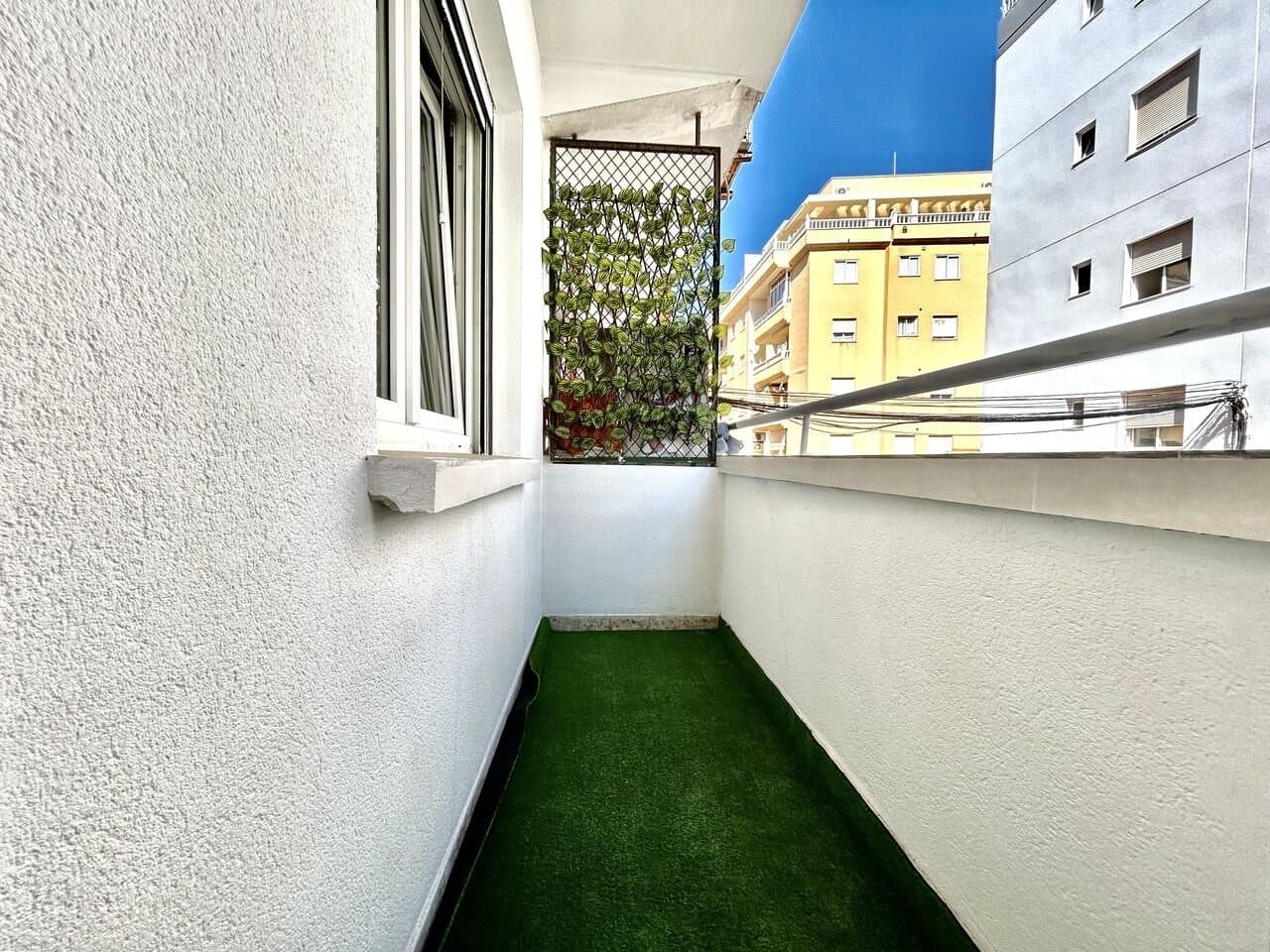 3-Bedroom Apartment in Centro, Torrevieja - 17
