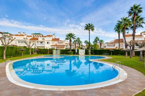 Apartamento de 2 Dormitorios en Zeniamar-Horizonte-la Campana, Orihuela Costa