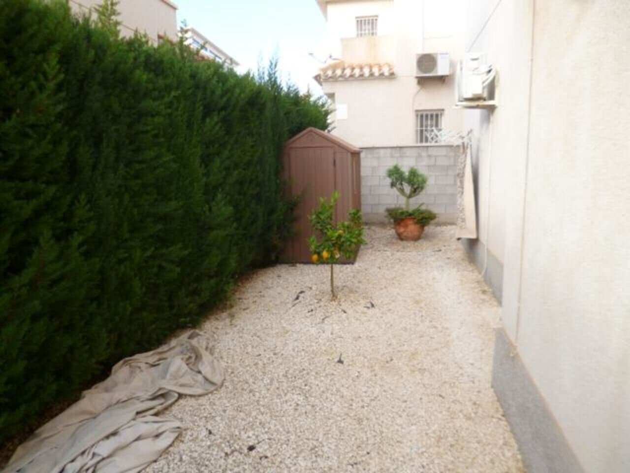 Villa de 3 Dormitorios en La Zenia, Orihuela Costa - 25
