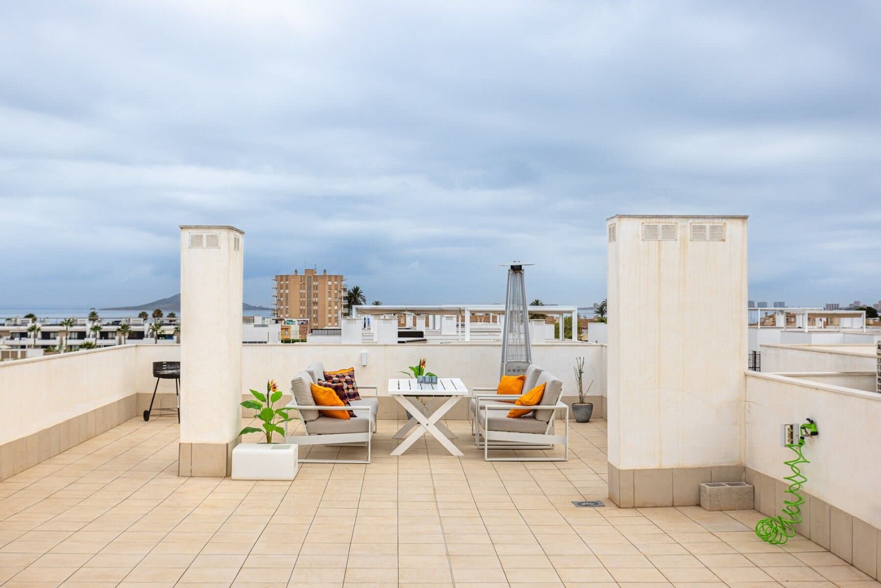 Apartamento de 3 Dormitorios en Cartagena - 29