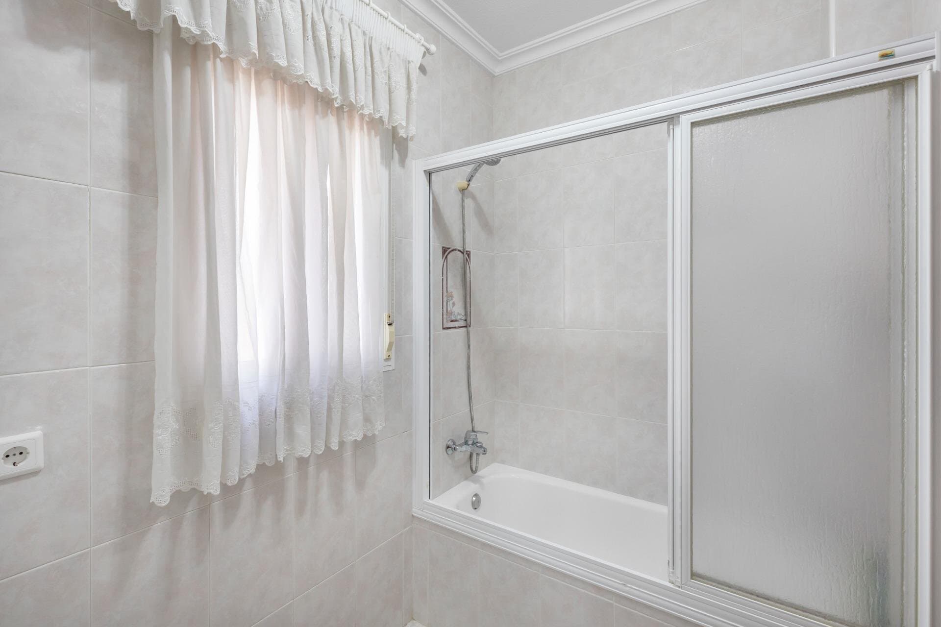 5-Bedroom Villa in Pueblo Bravo, Rojales - 50