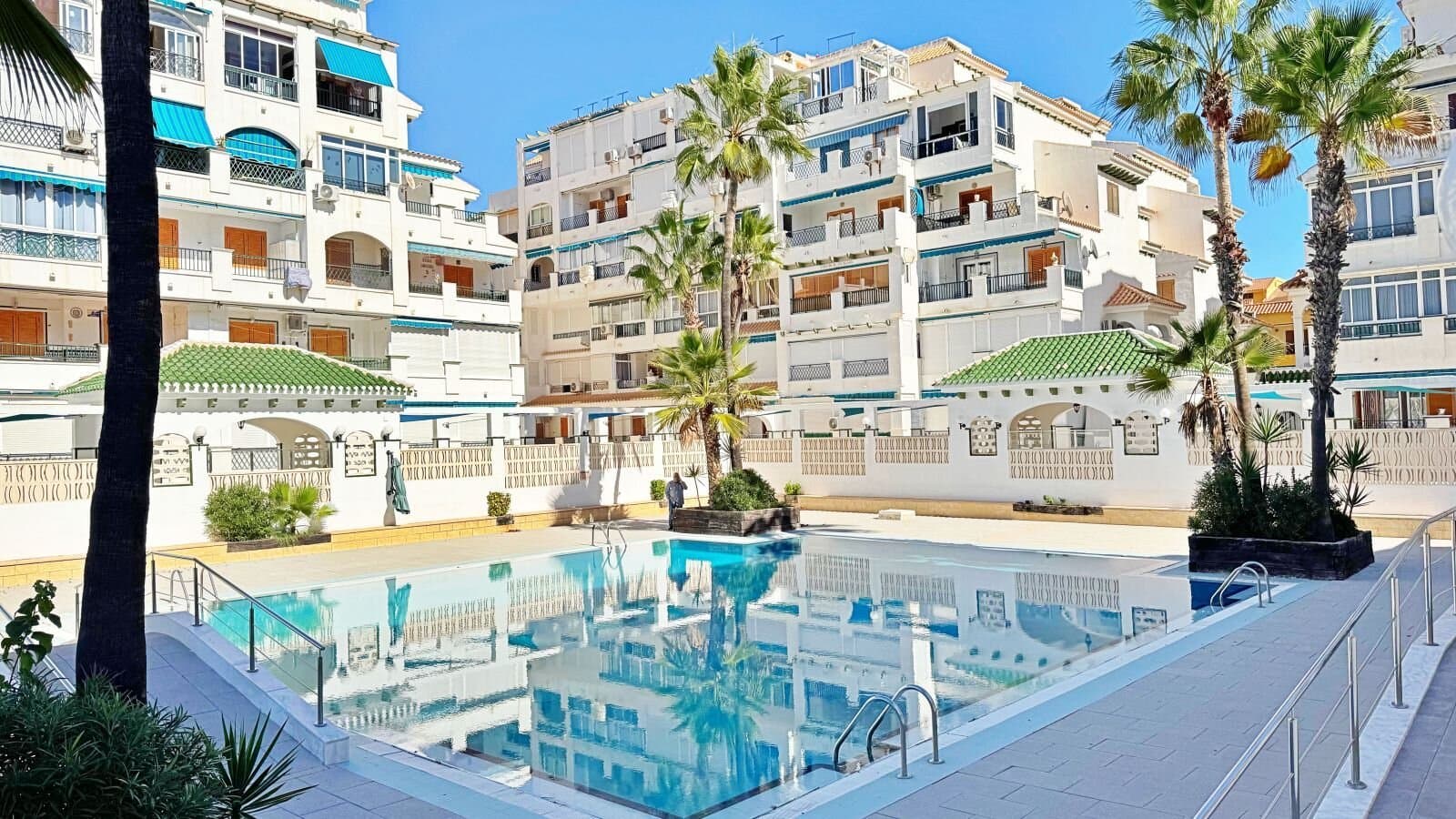 1-Bedroom Apartment in Los Europeos, Torrevieja - 37