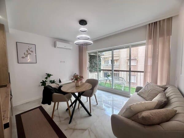 1-Bedroom Apartment in Estacion de Autobuses, Torrevieja