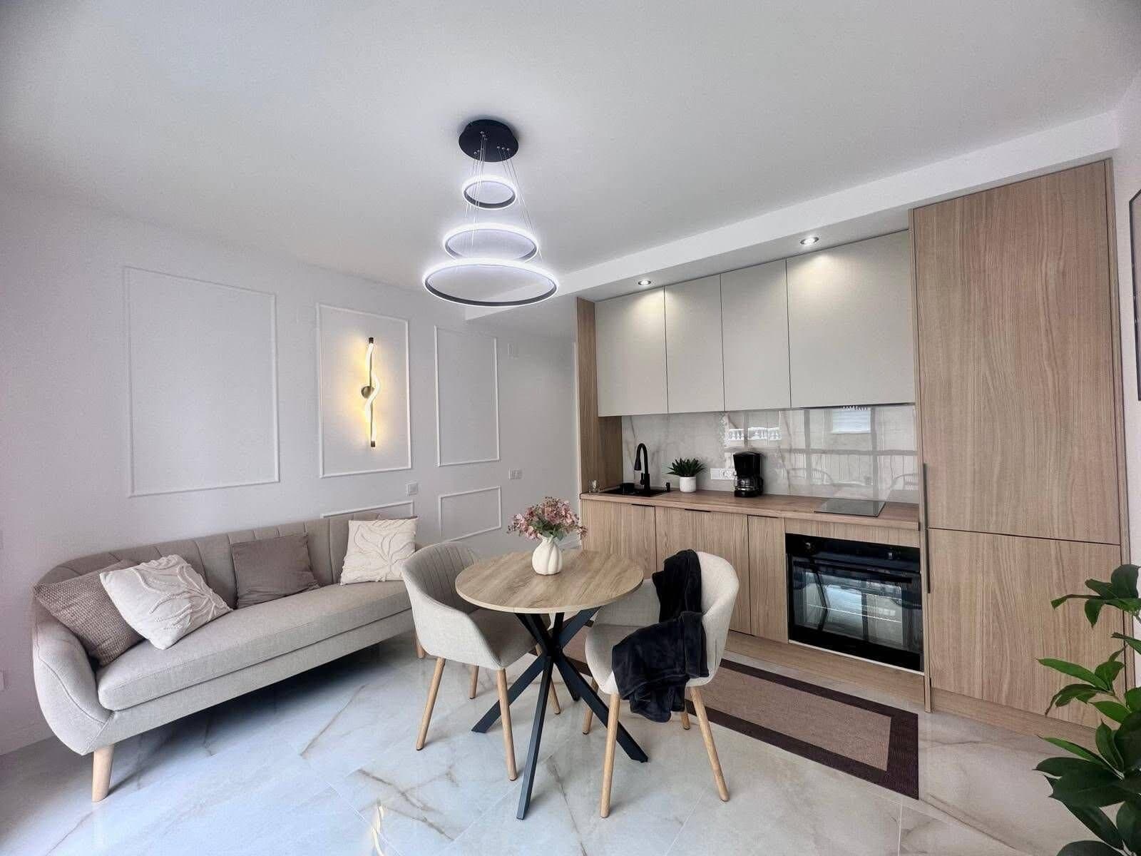 1-Bedroom Apartment in Estacion de Autobuses, Torrevieja - 3