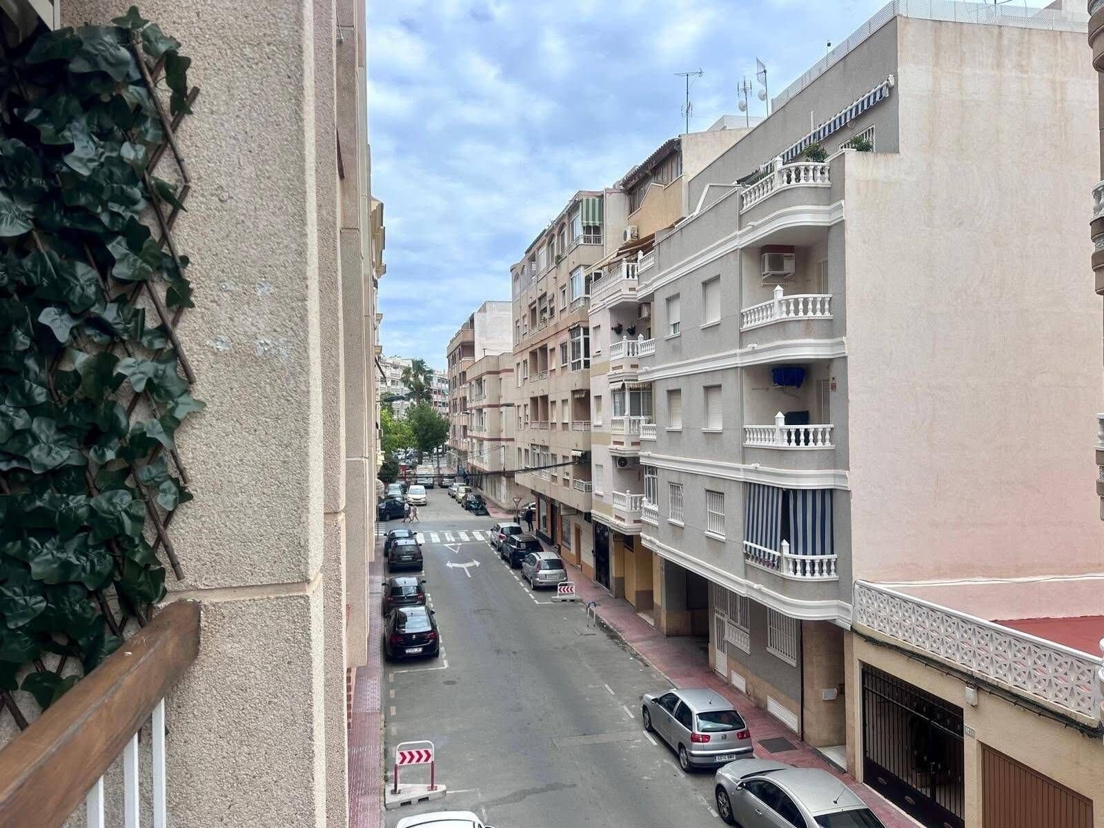 1-Bedroom Apartment in Estacion de Autobuses, Torrevieja - 35